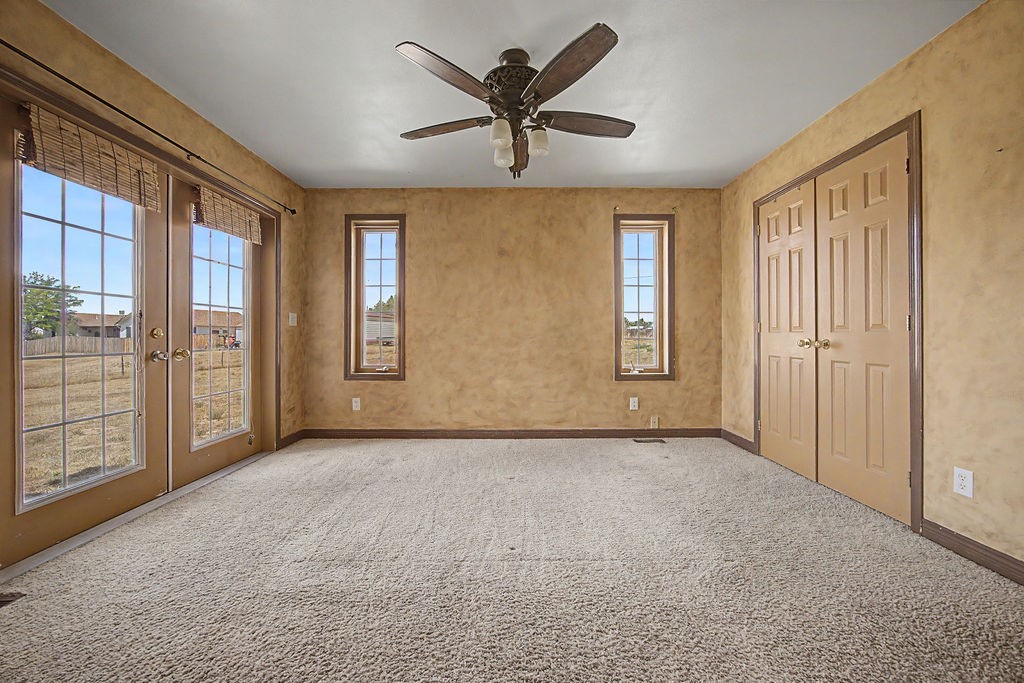 1105 S 5th Avenue Property Photo 38