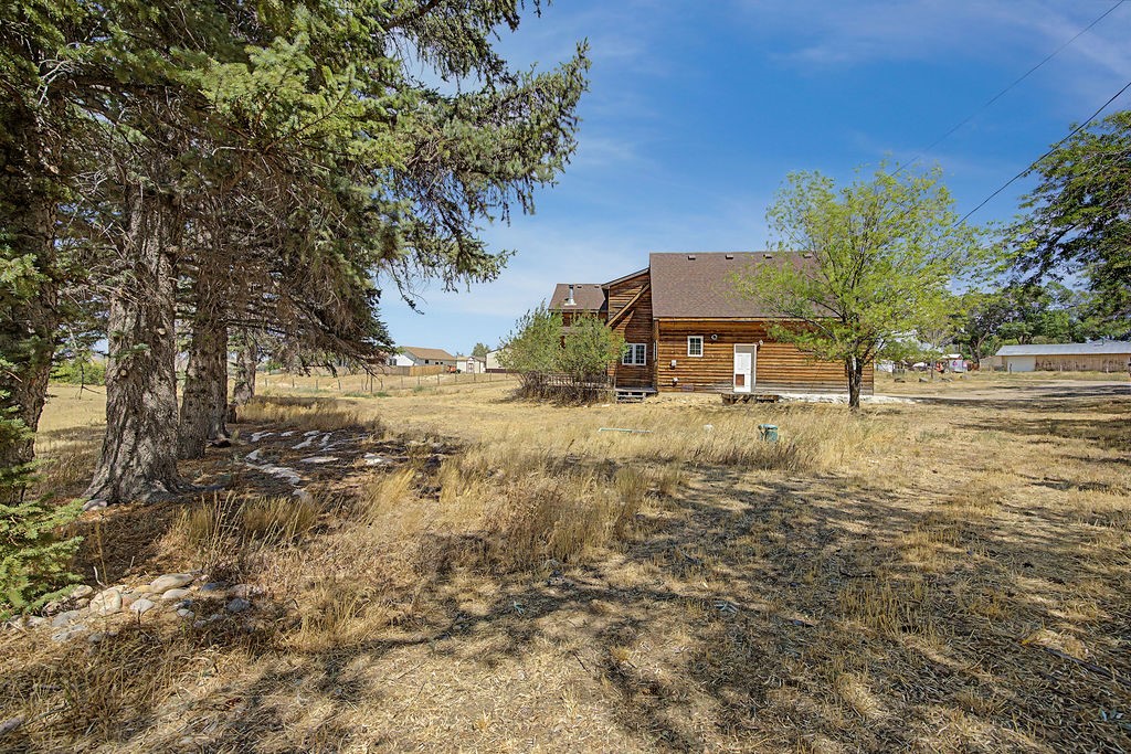 1105 S 5th Avenue Property Photo 43