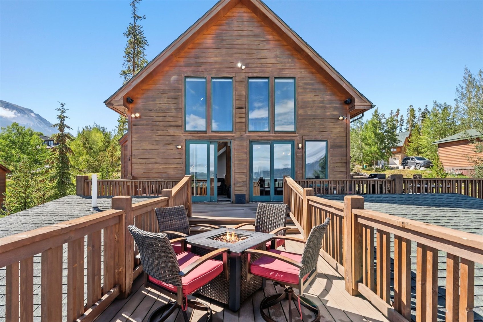 112 Shooting Star Way Property Photo 15