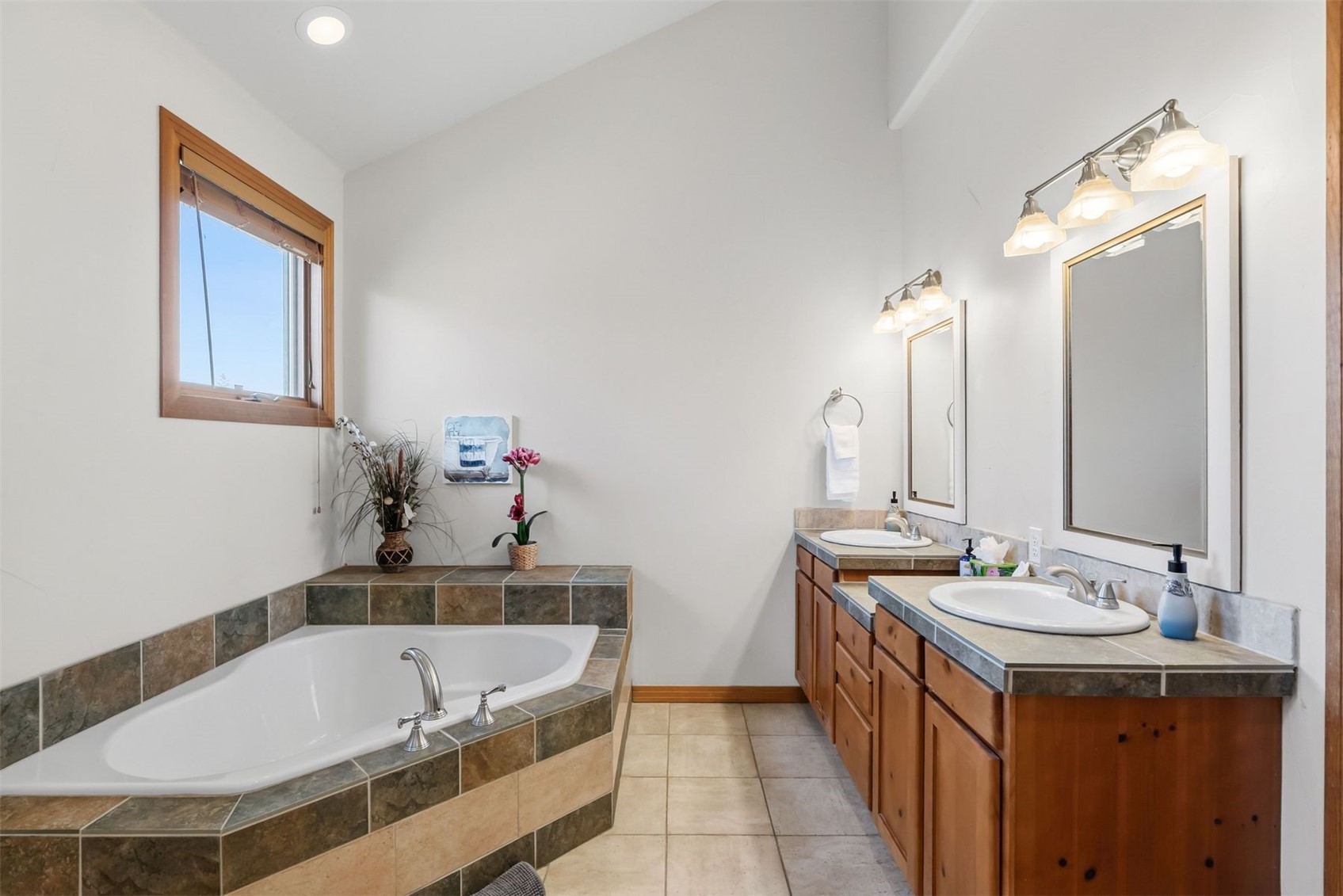 112 Shooting Star Way Property Photo 33