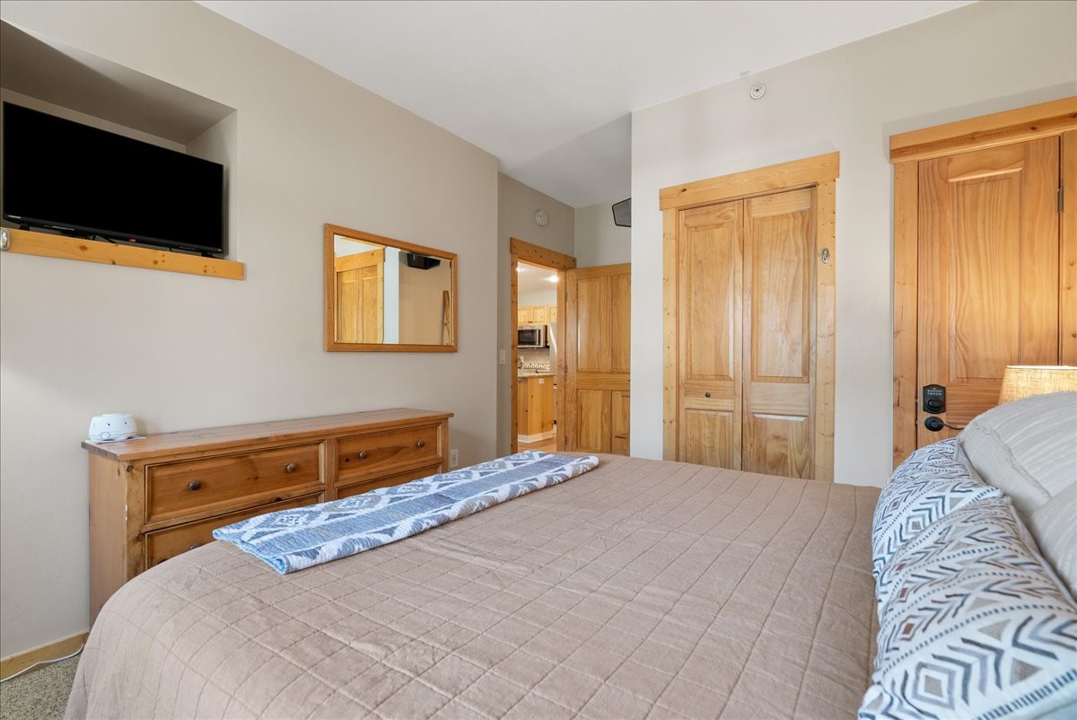164 Copper Circle 502 Property Photo 17