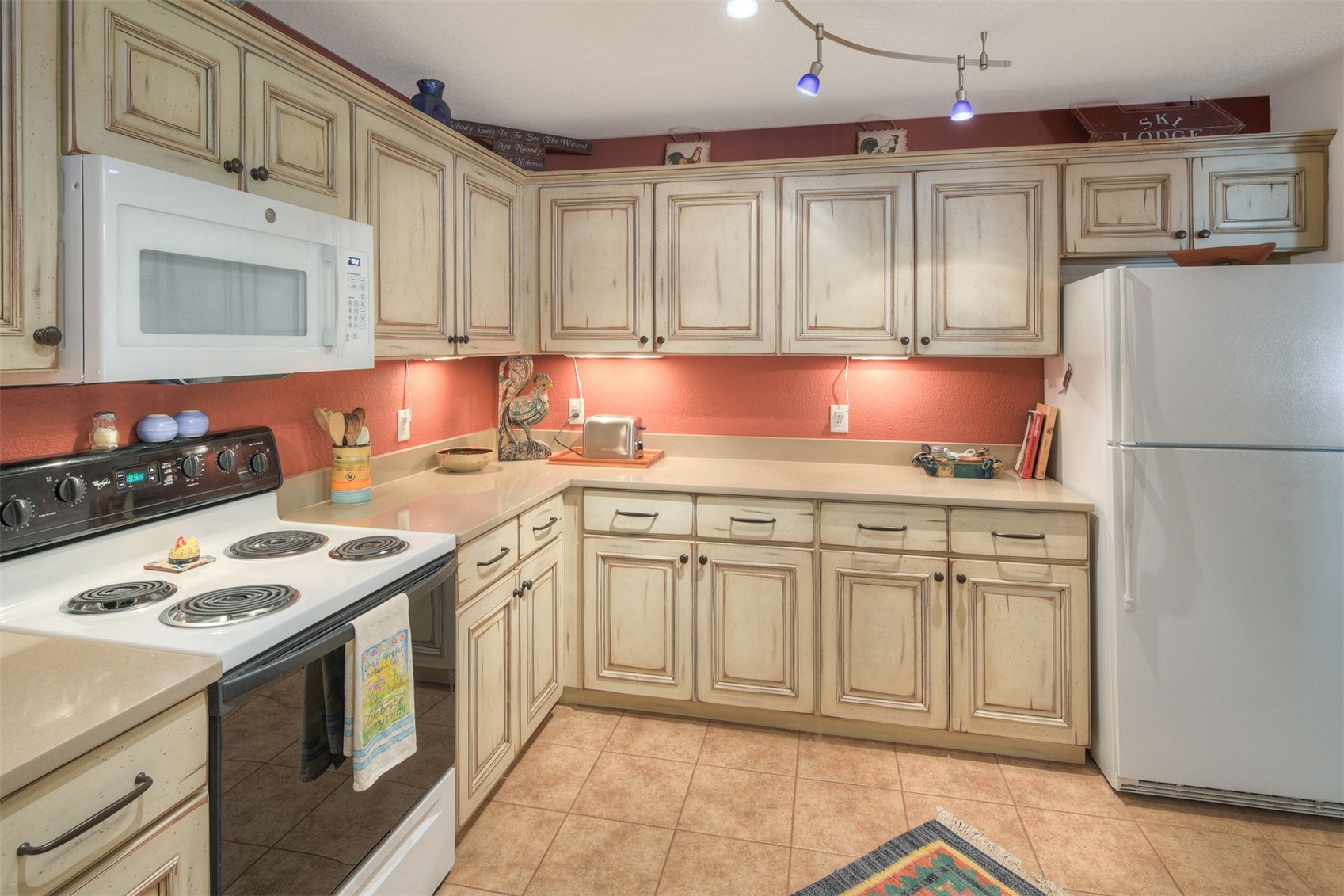 93 Pelican Circle 802 Property Photo 8