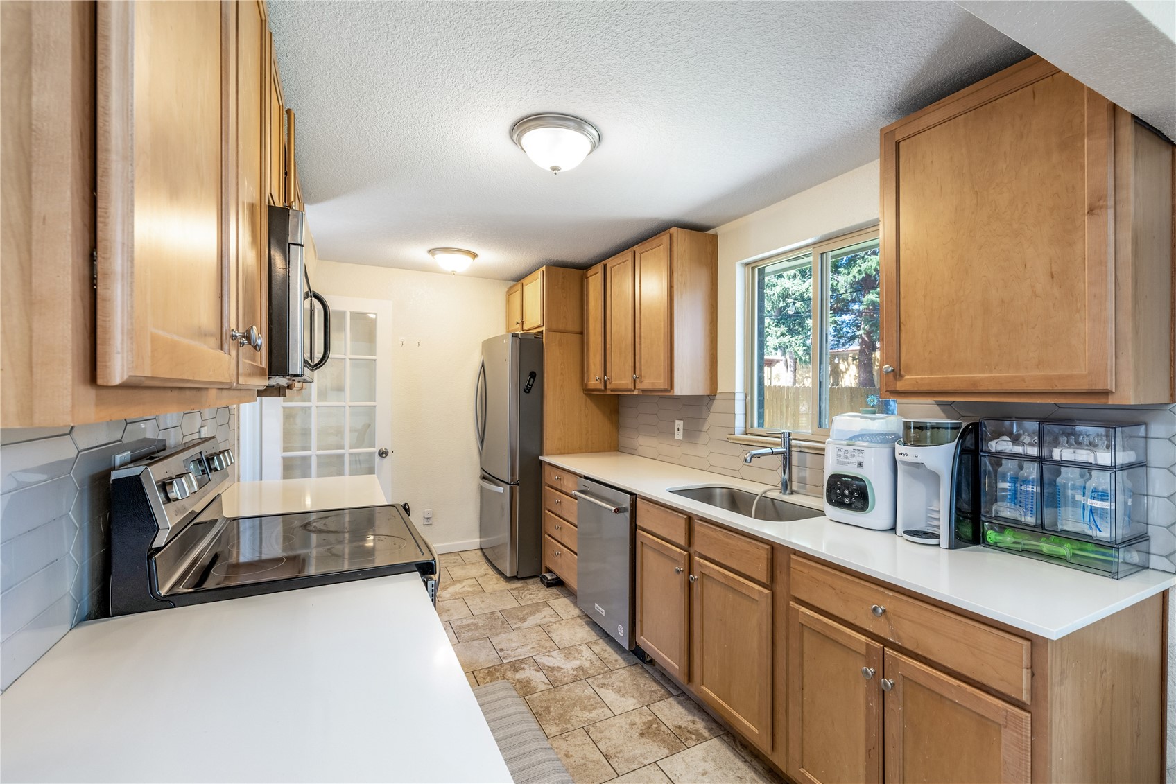 2615 S Raleigh Street Property Photo 10