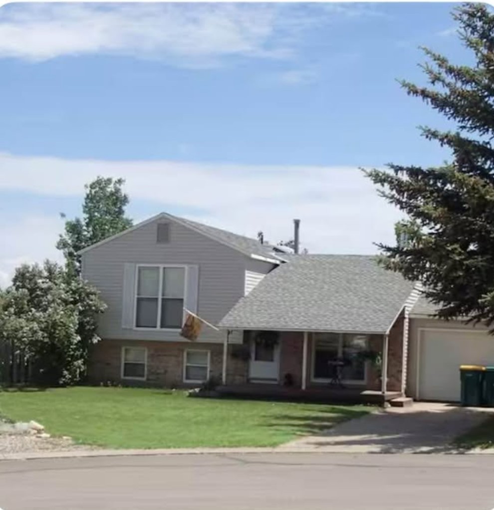 405 High Meadow Court Property Photo 1