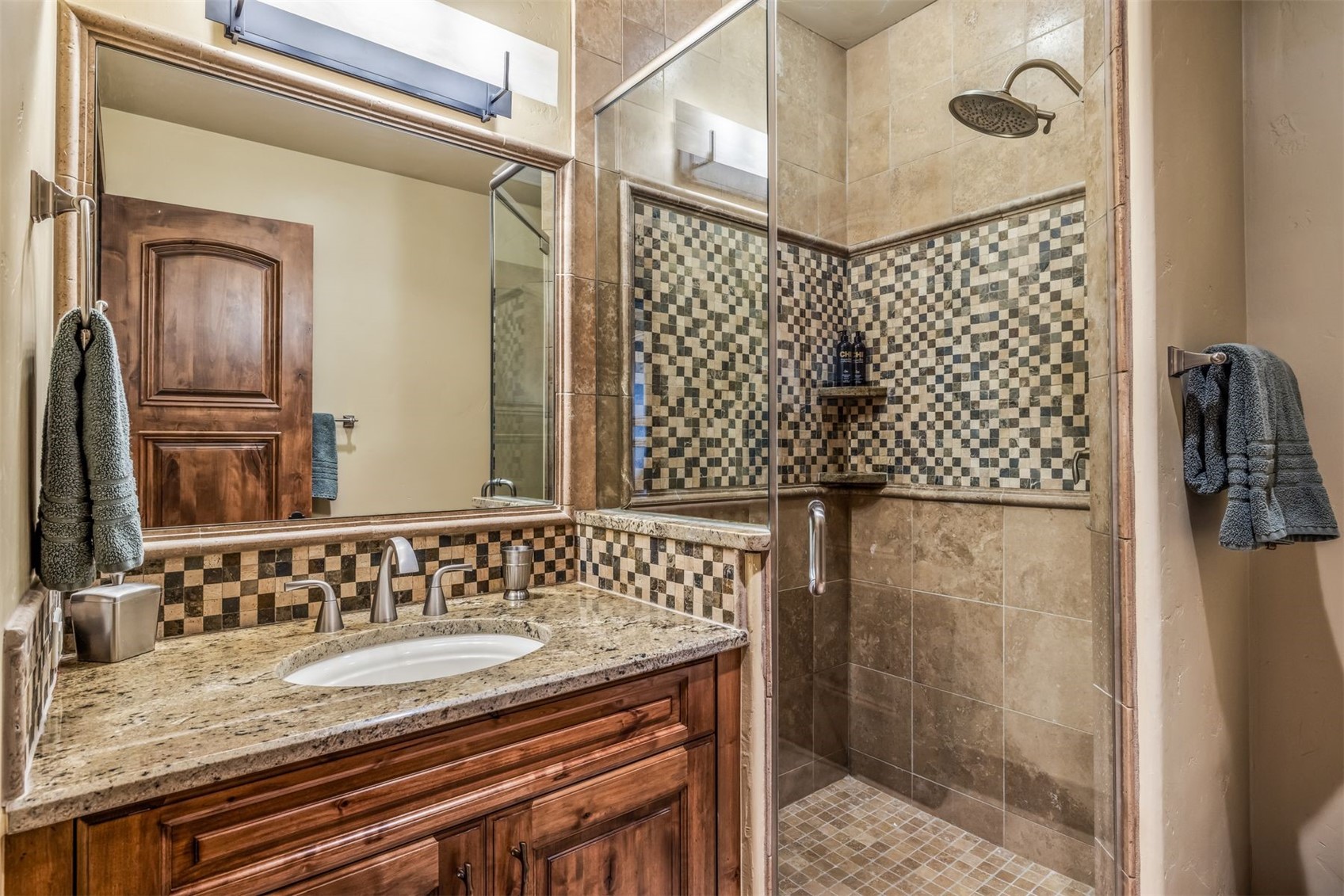 345 Peerless Drive Property Photo 36