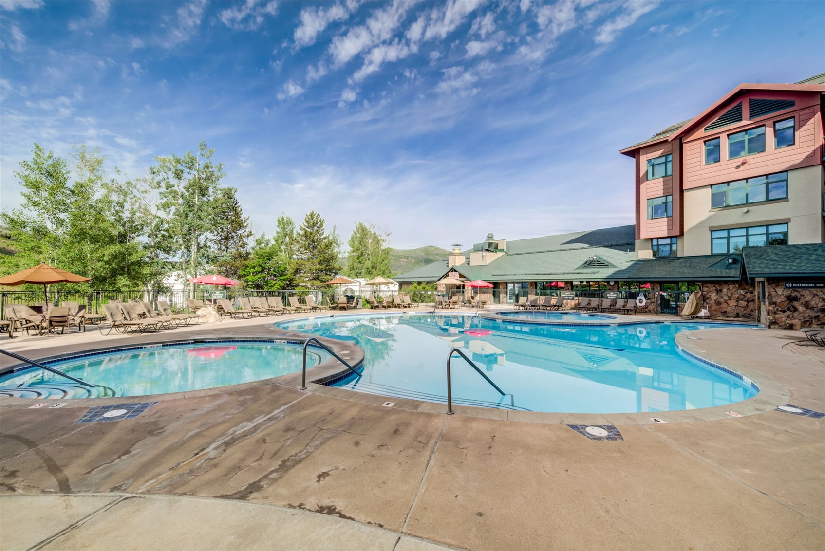 2300 Mt Werner Circle 251/253 Property Photo 17