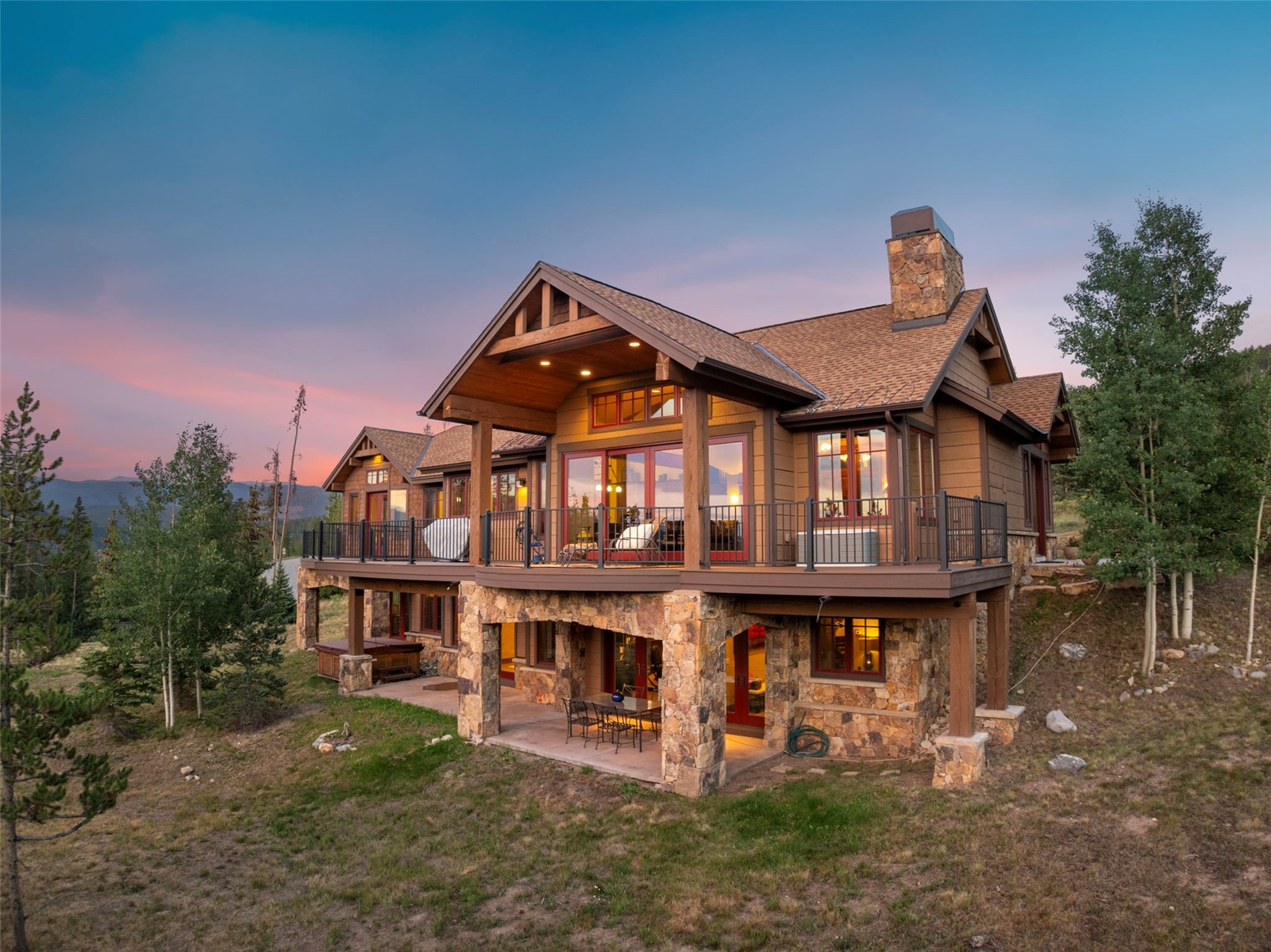 798 Gold Run Road Property Photo 2
