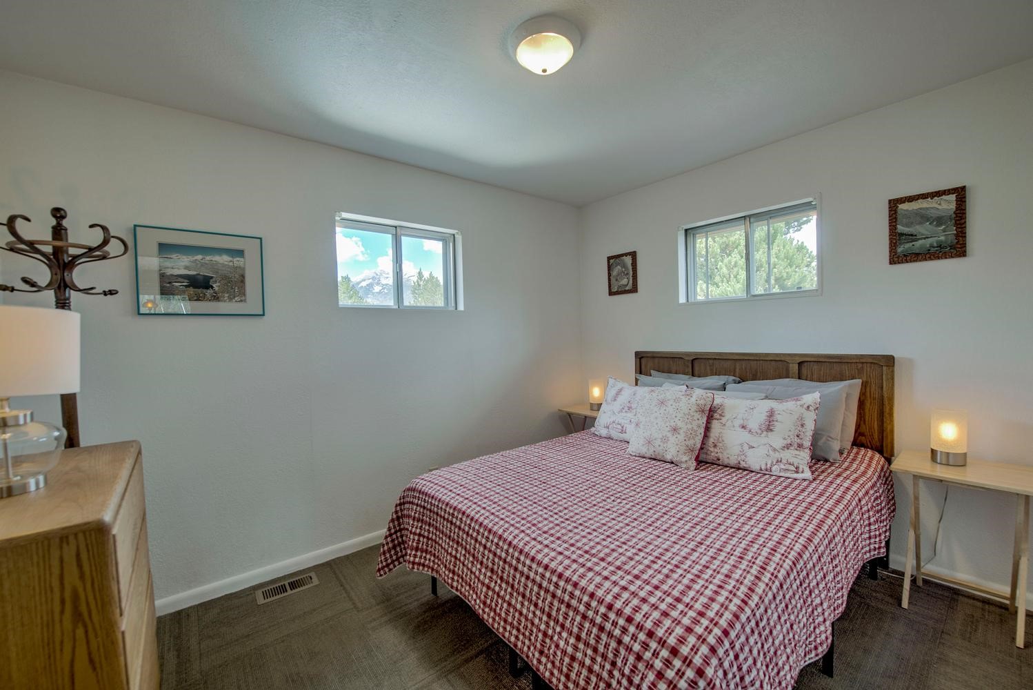 889 E Anemone Trail Property Photo 44