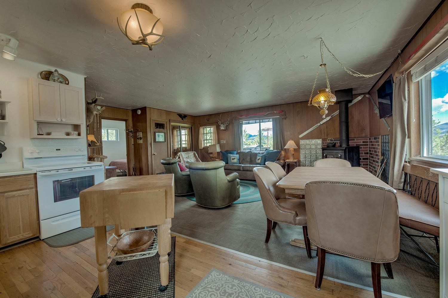 889 E Anemone Trail Property Photo 45