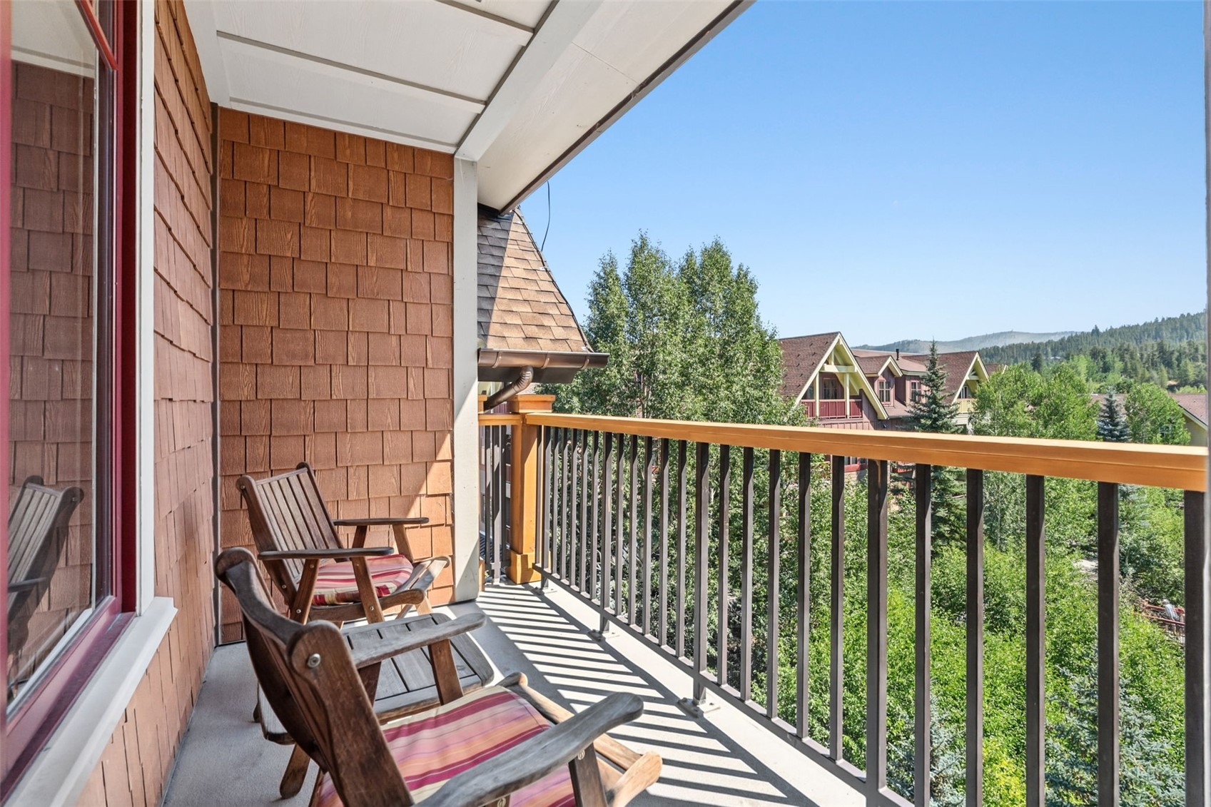 610 Columbine Road 6409 Property Photo 7