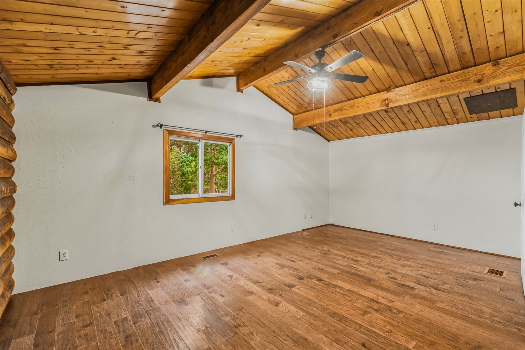 395 Georgia Drive Property Photo 5