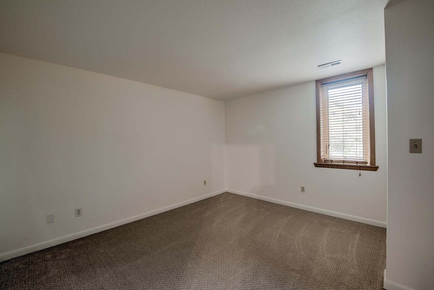 254 Hillside Drive Property Photo 36