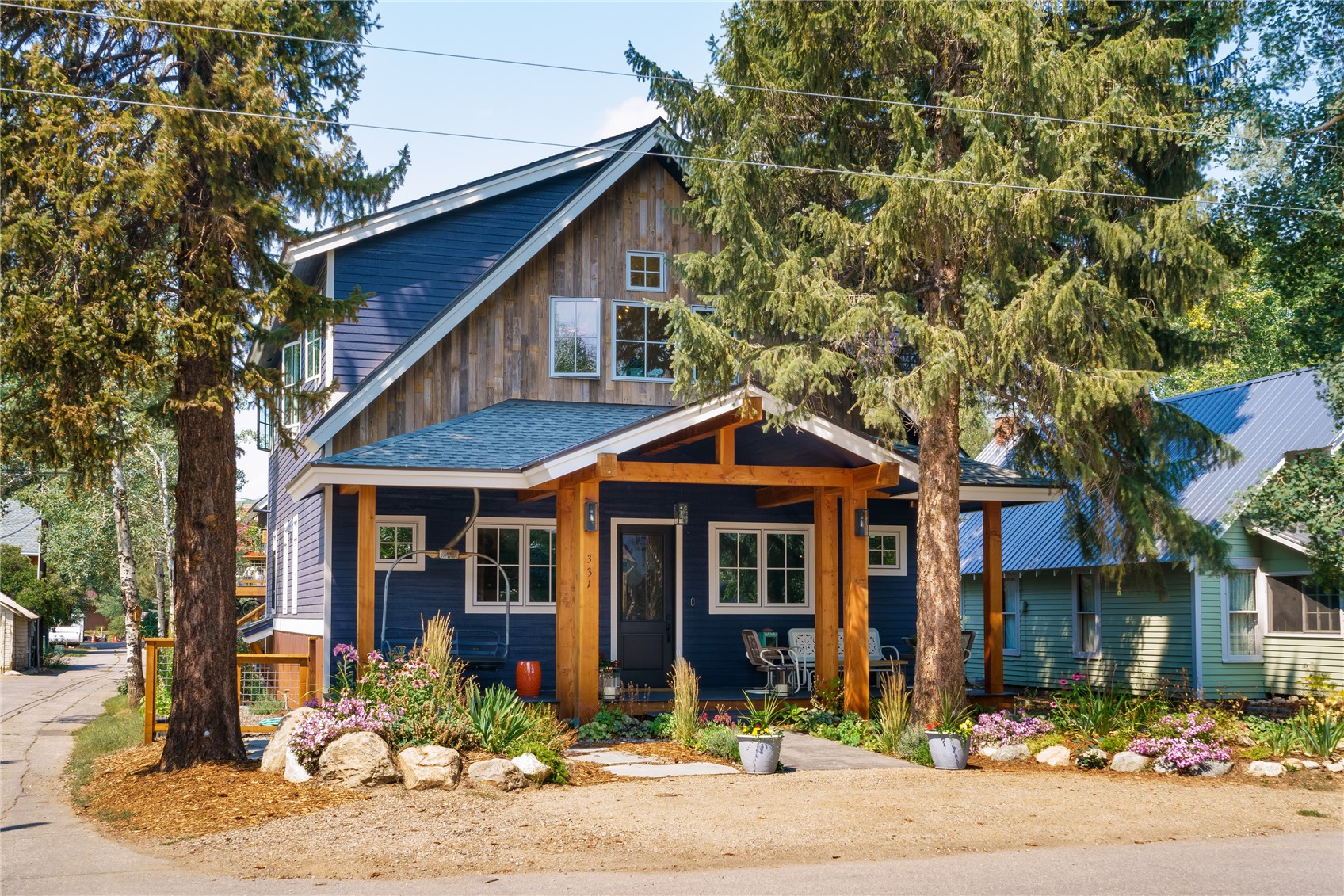 331 6th Street Property Photo 1
