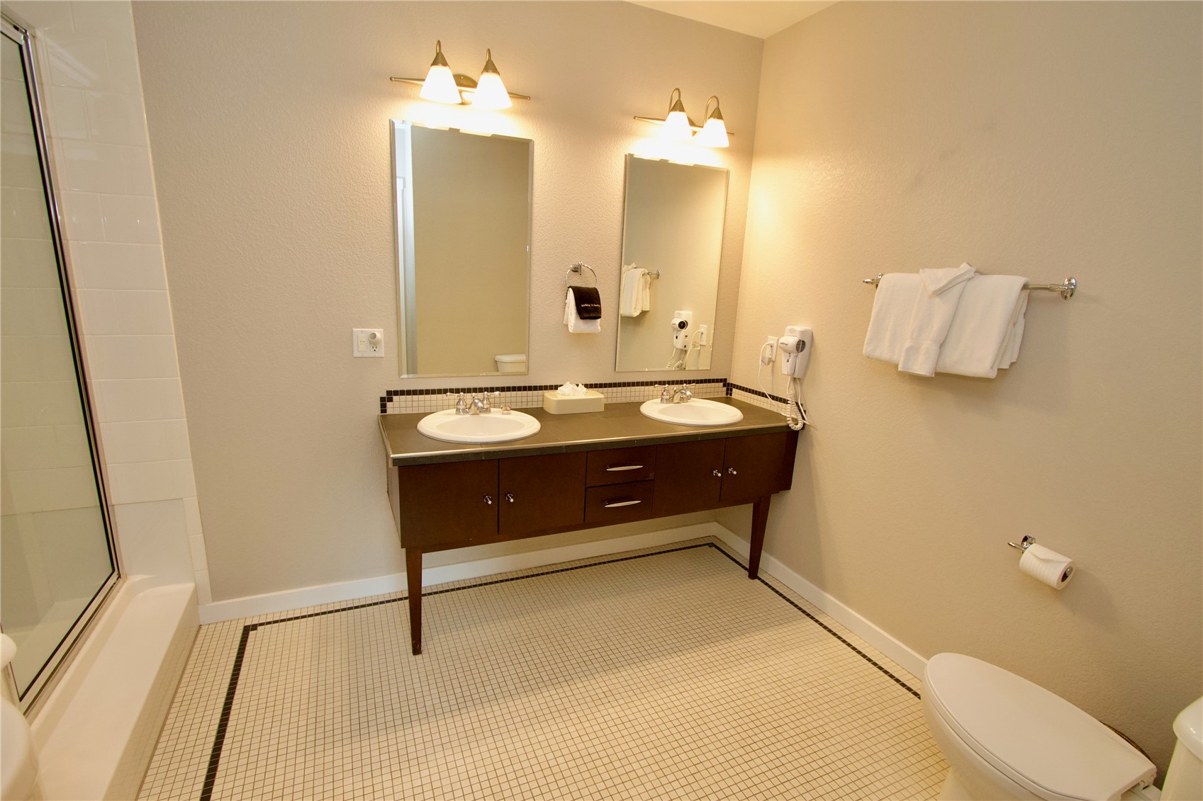 172 Beeler Place 301 C Property Photo 16