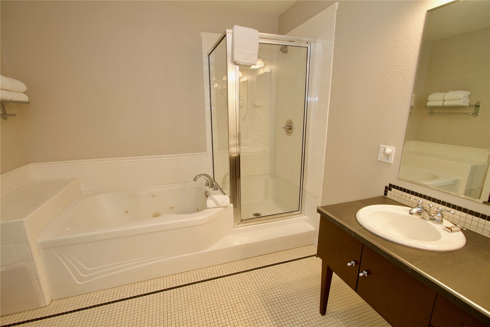 172 Beeler Place 301 C Property Photo 17
