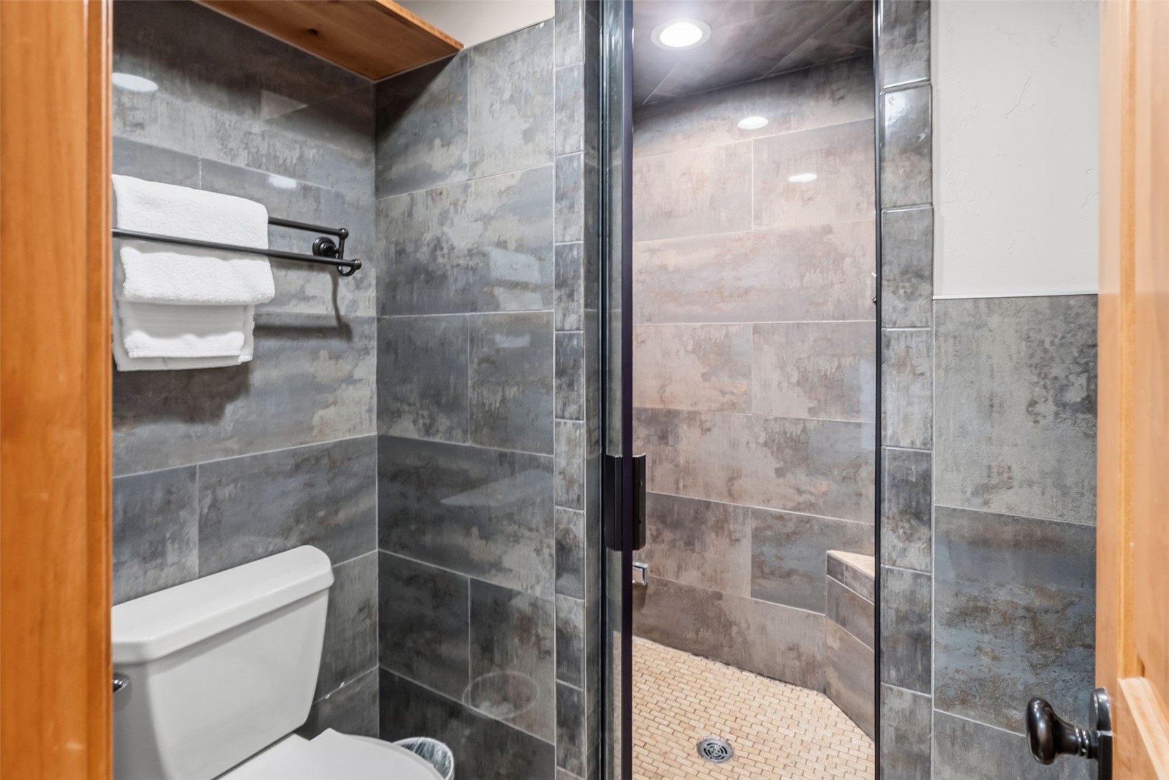 114 Lincoln A Property Photo 15