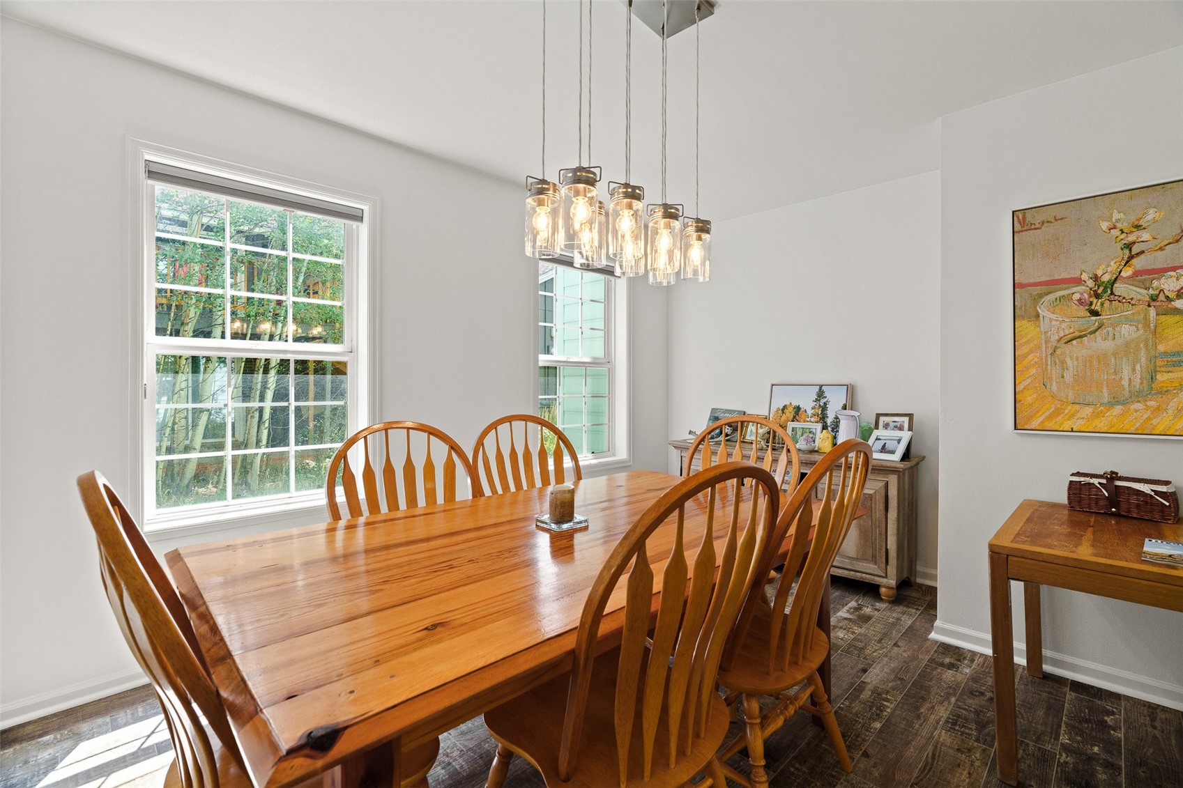 33 Red Feather Road B Property Photo 9