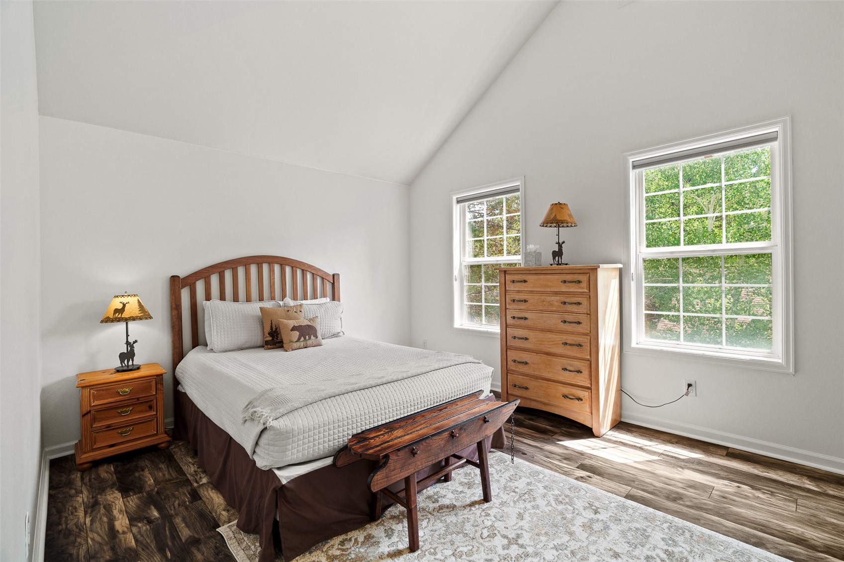 33 Red Feather Road B Property Photo 25