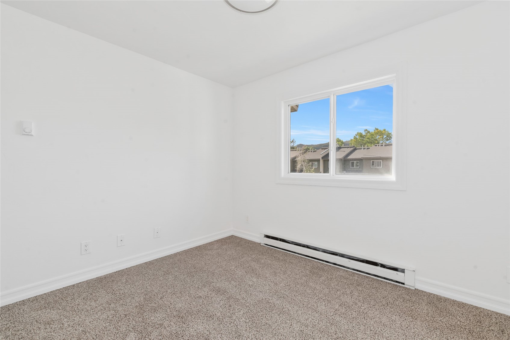 15 Cedar Court Property Photo 17