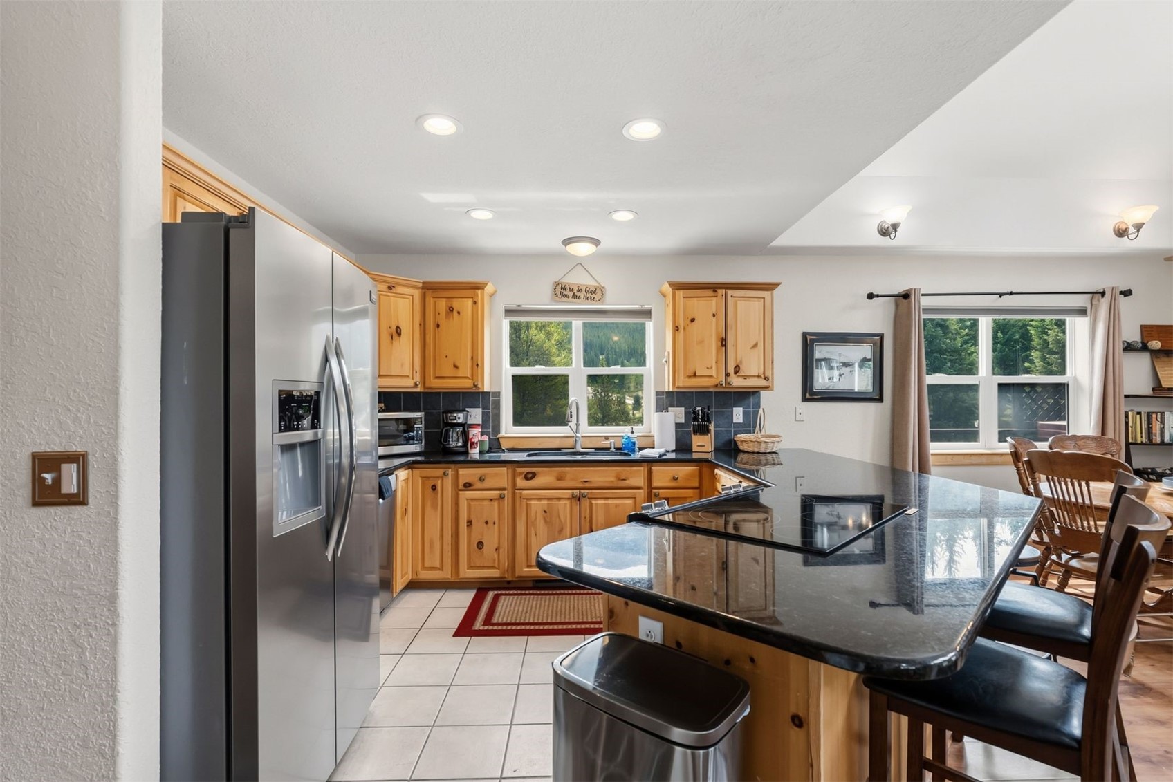 195 97 Circle Property Photo 43