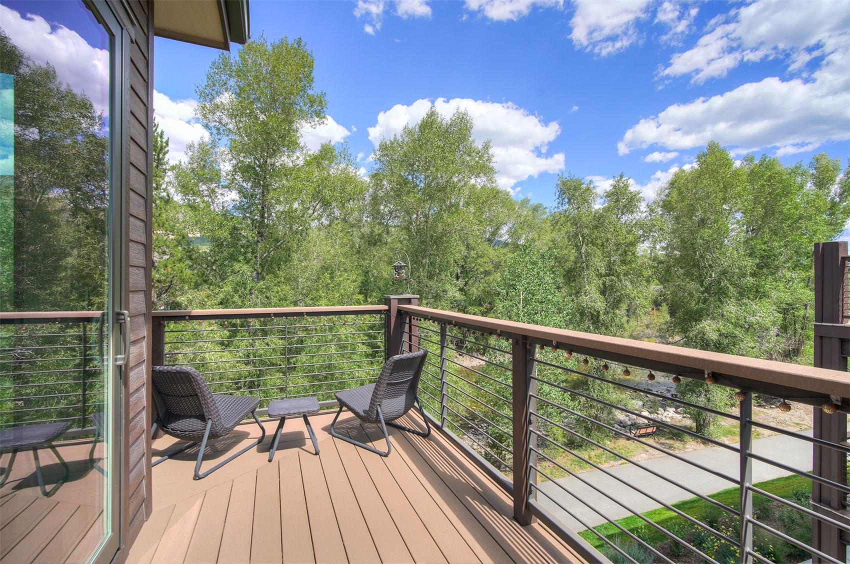 1070 Blue River Parkway 302 Property Photo 9