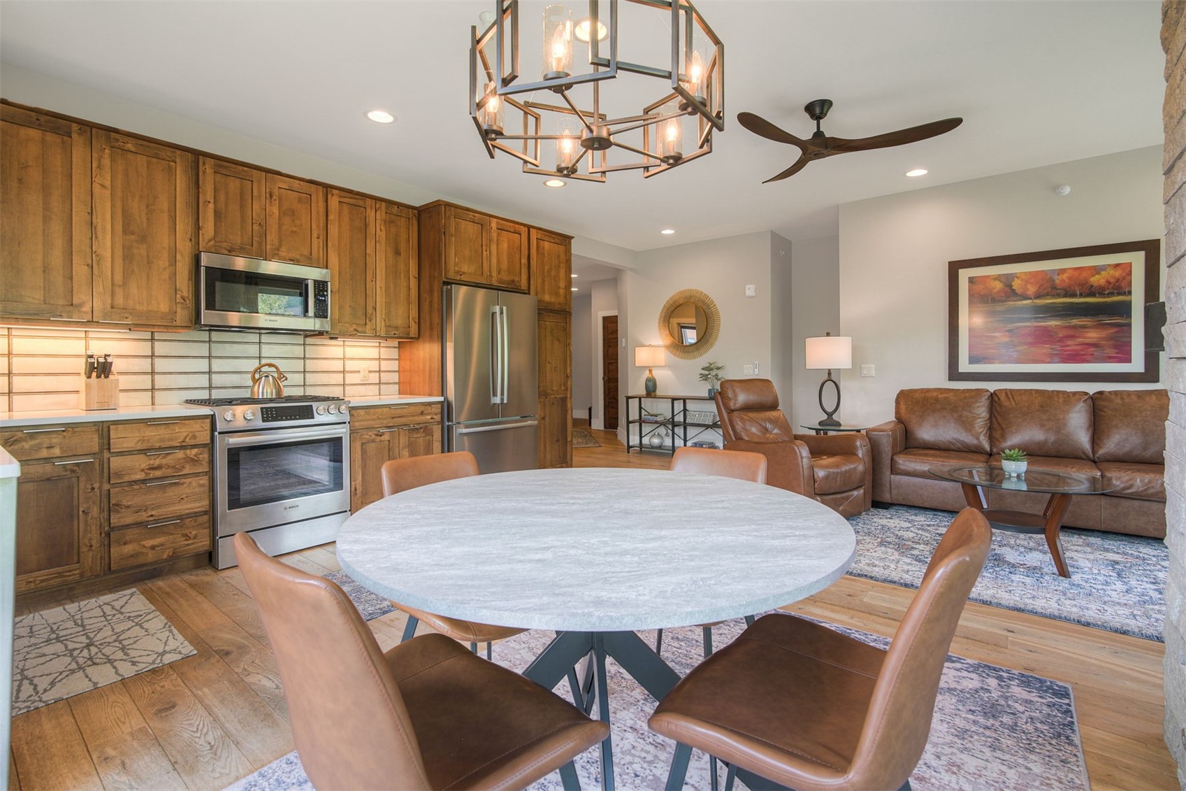 1070 Blue River Parkway 302 Property Photo 13