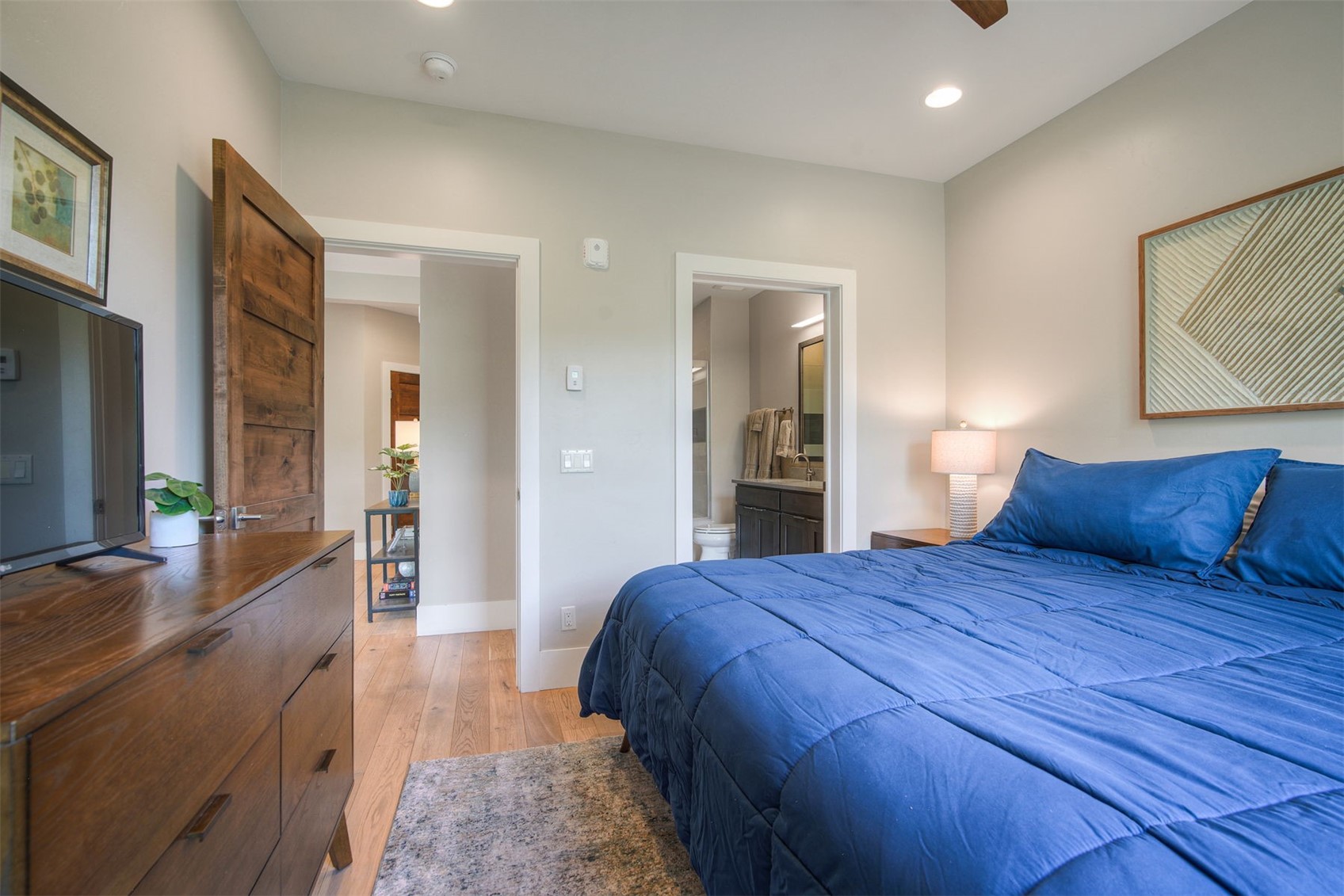 1070 Blue River Parkway 302 Property Photo 20