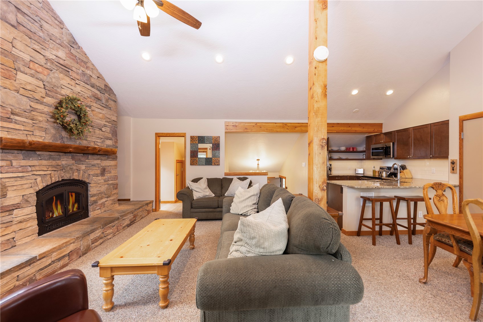 210 Tennis Club Road 1624 Property Photo 5