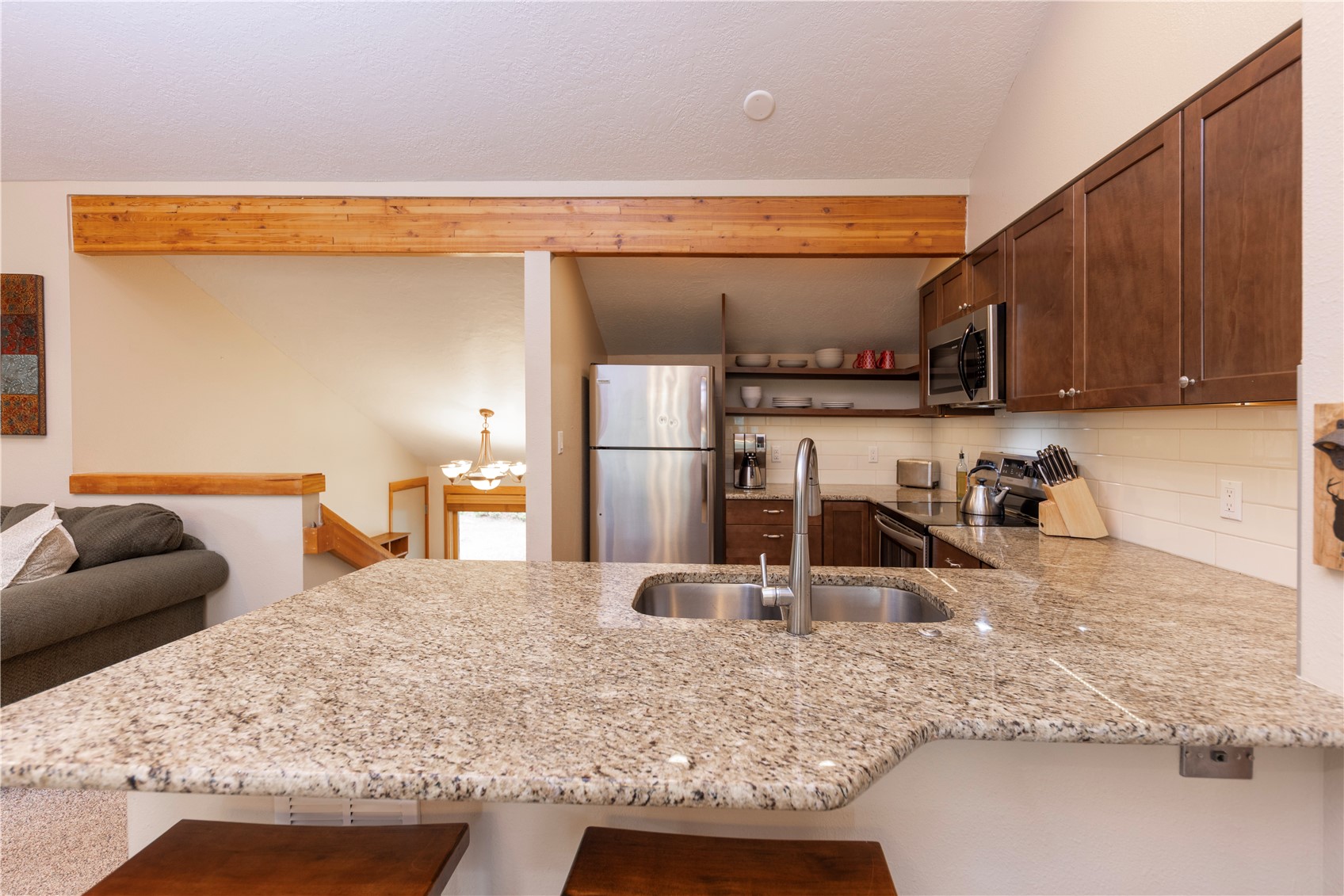 210 Tennis Club Road 1624 Property Photo 8