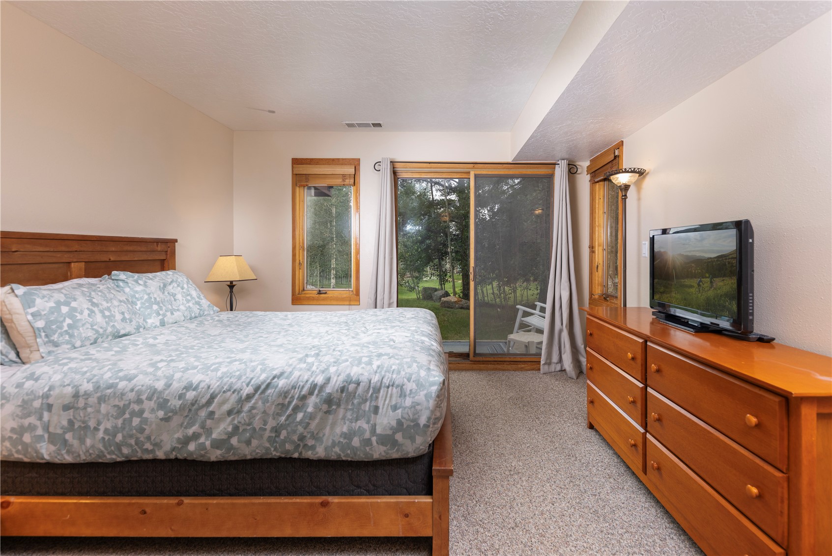 210 Tennis Club Road 1624 Property Photo 16