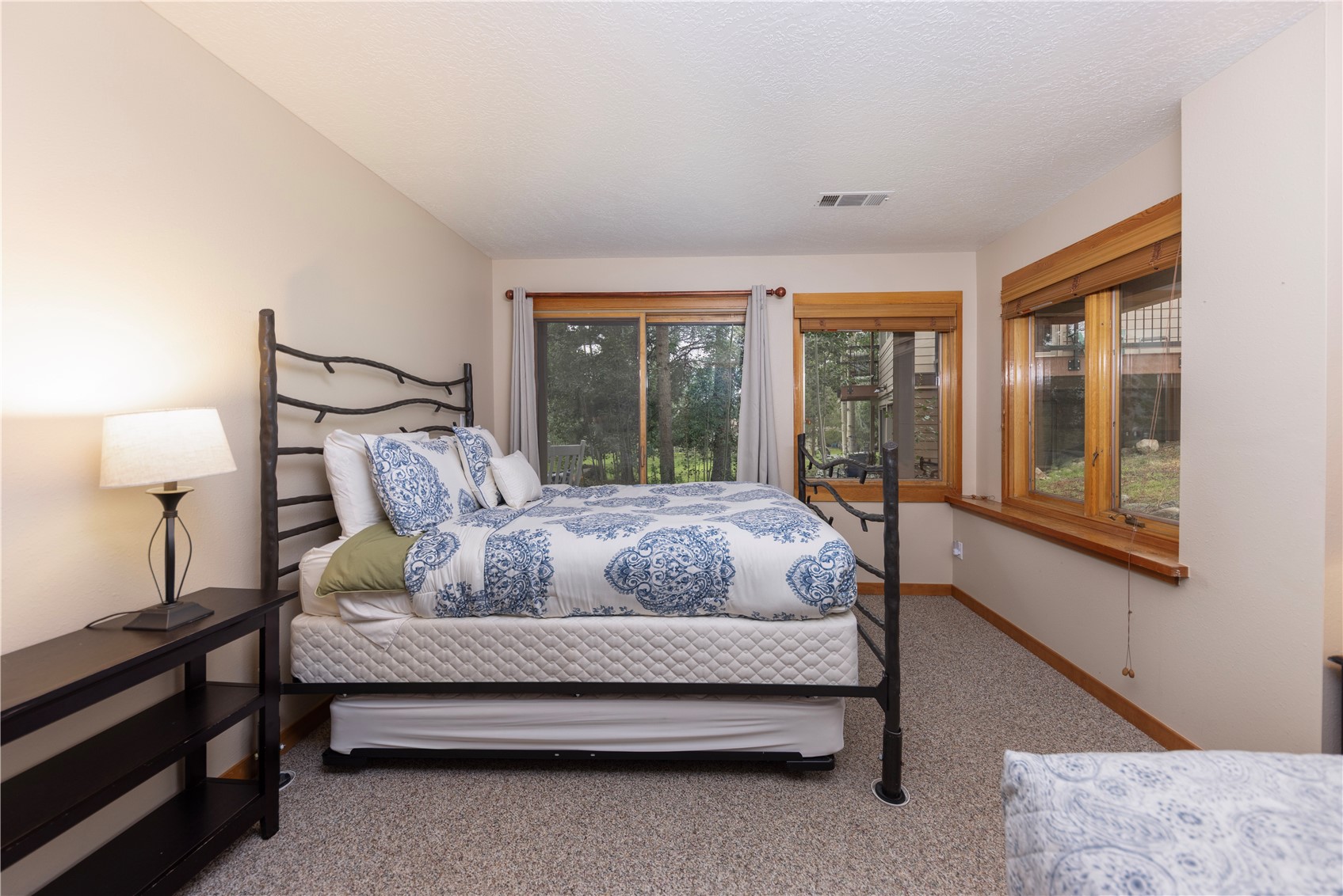 210 Tennis Club Road 1624 Property Photo 19