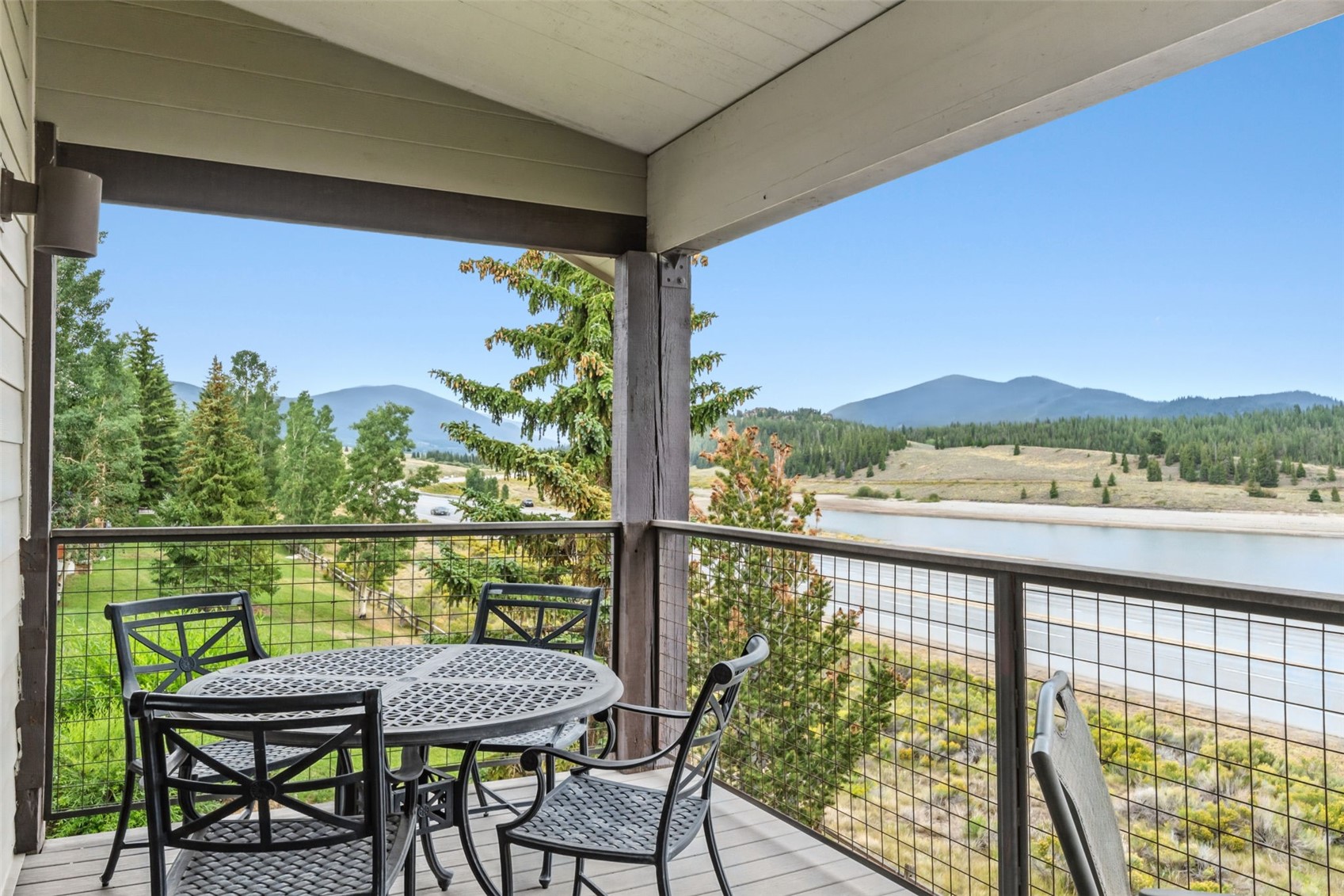 32 Corinthian Circle 303 Property Photo 8