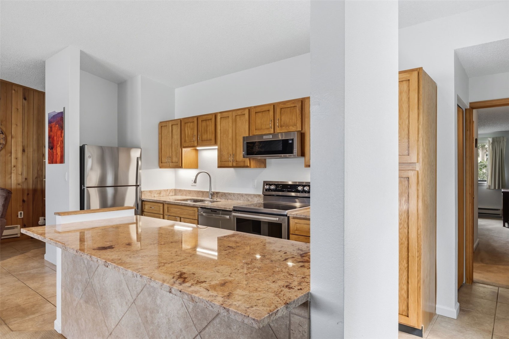 32 Corinthian Circle 303 Property Photo 11