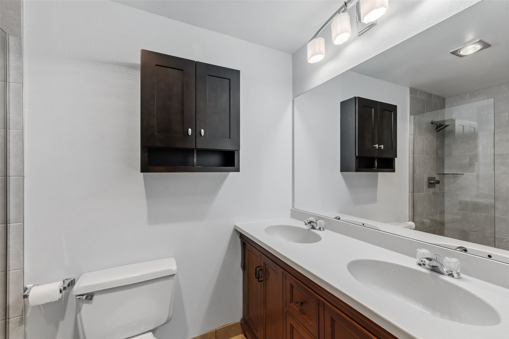 32 Corinthian Circle 303 Property Photo 23