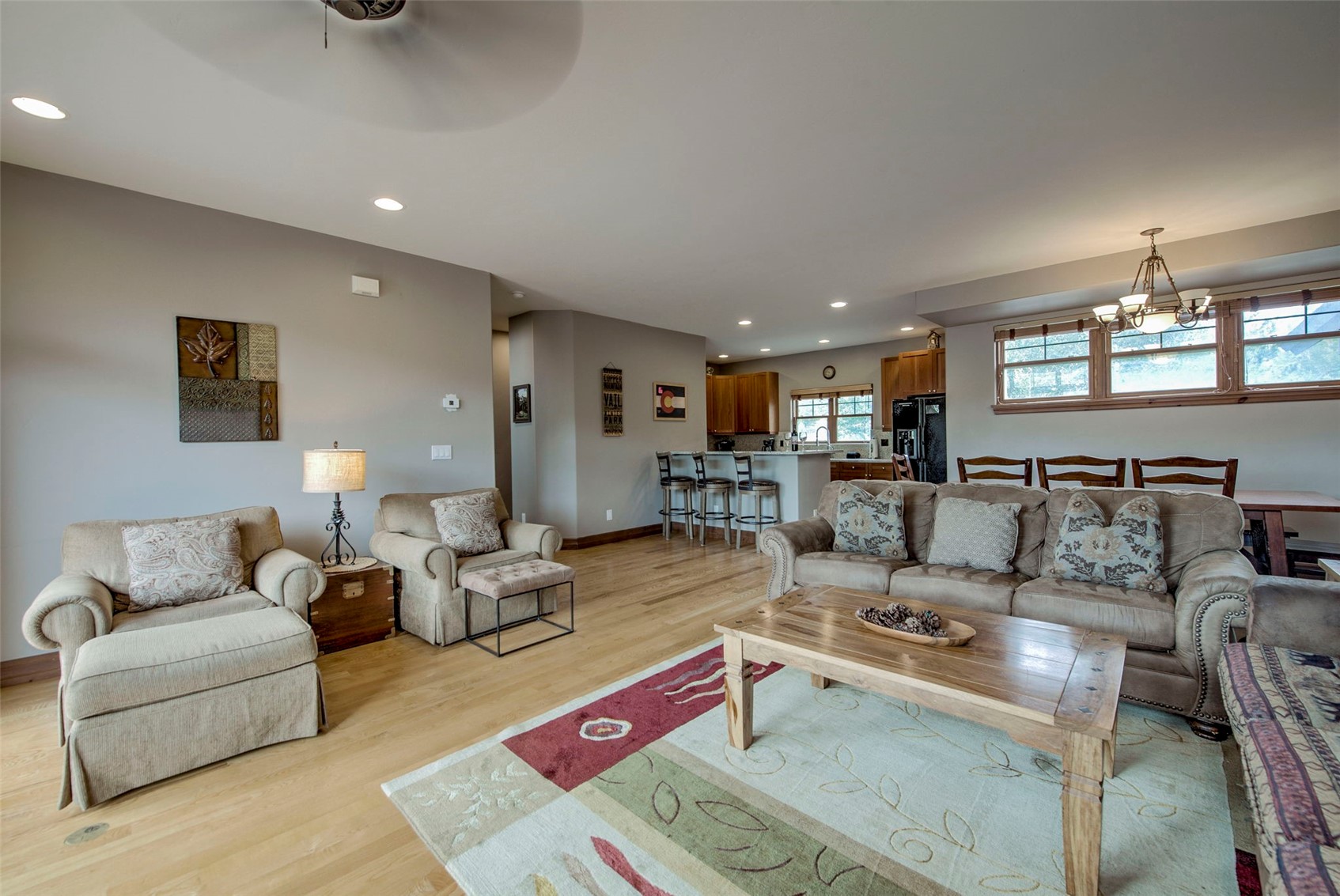 70 Oak Lane 70 Property Photo 6