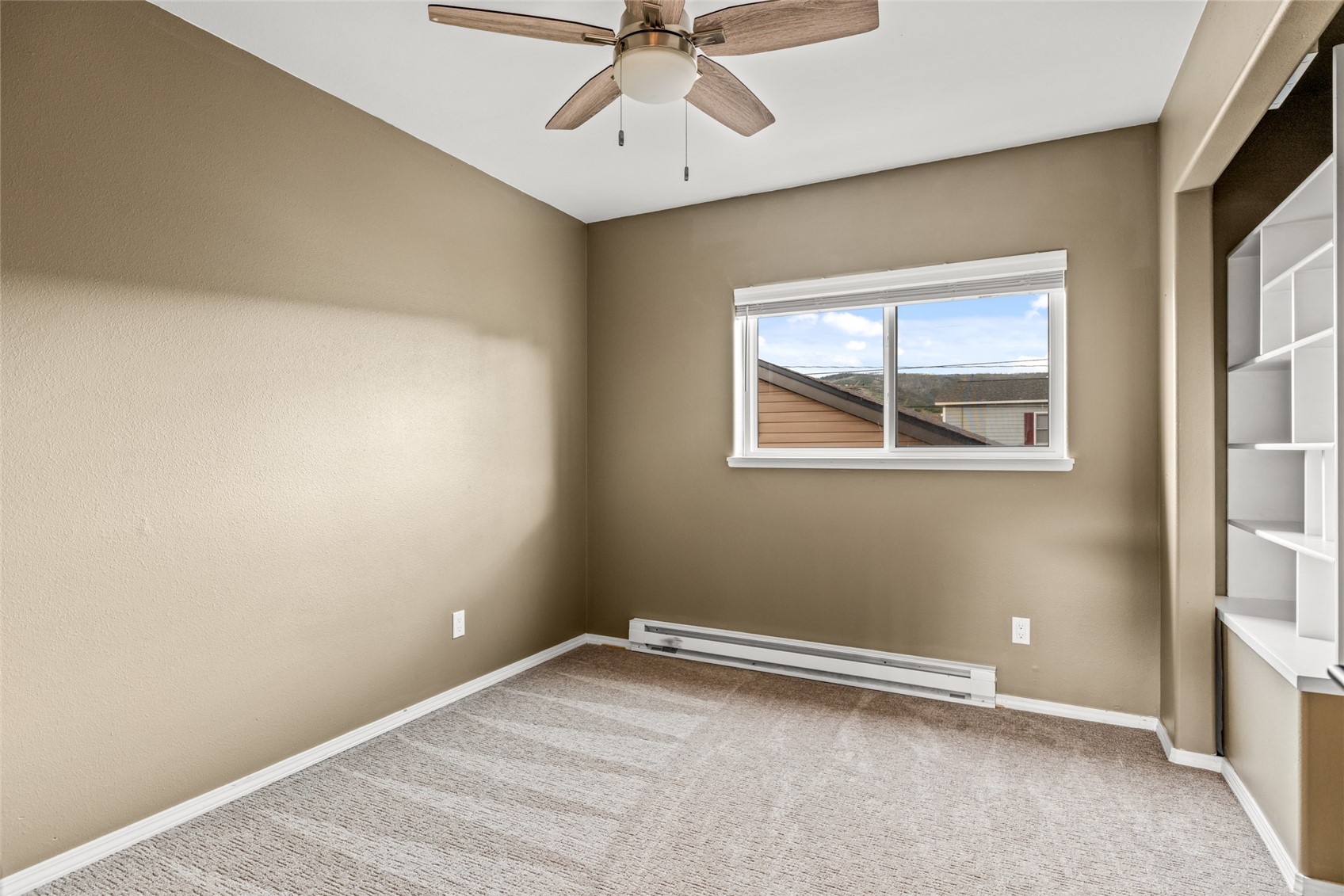 25815 Forest Street Property Photo 17