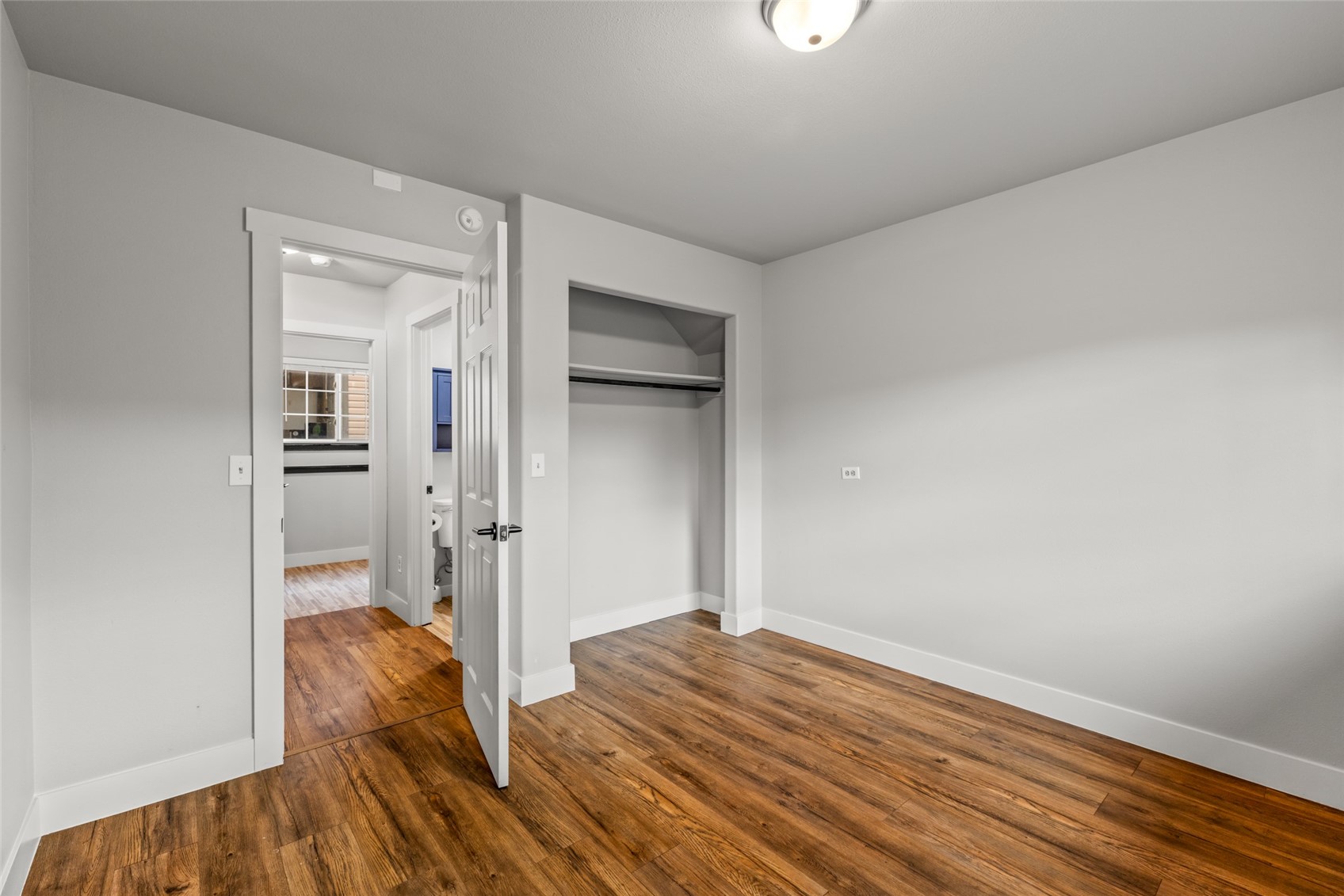 25815 Forest Street Property Photo 24