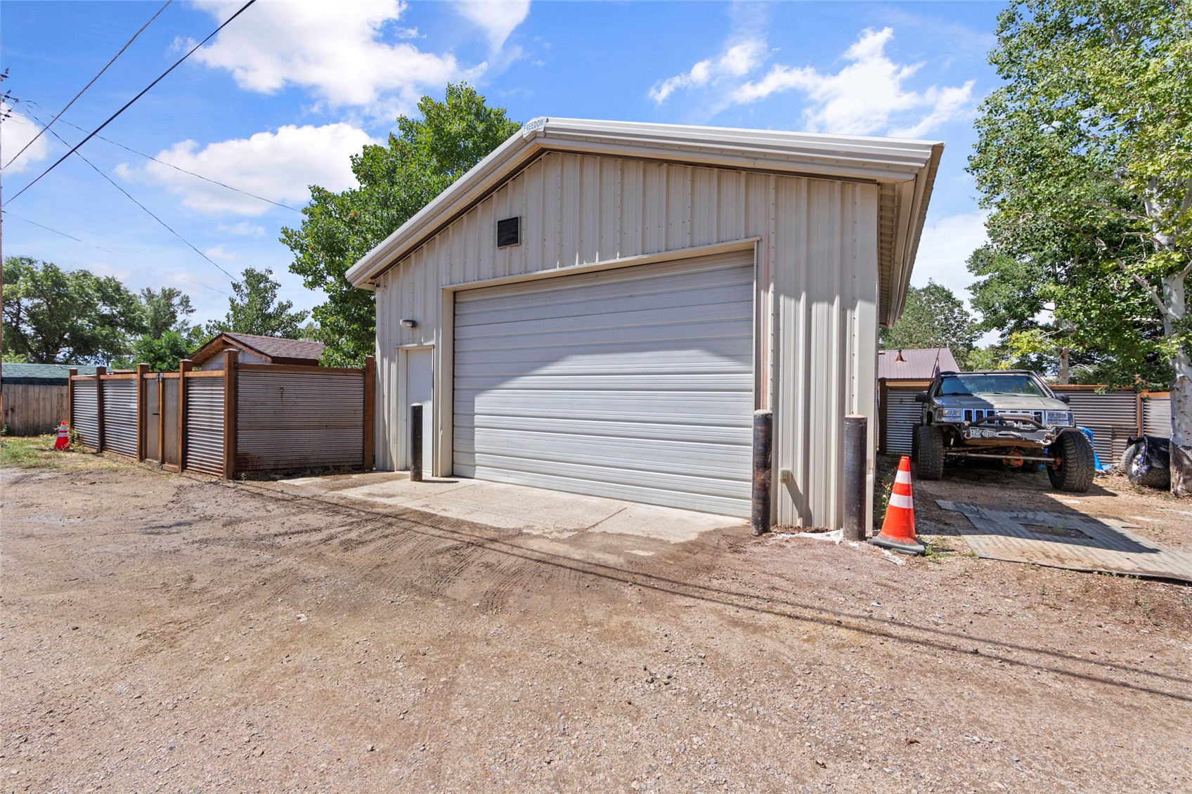 312 19th Property Photo 5
