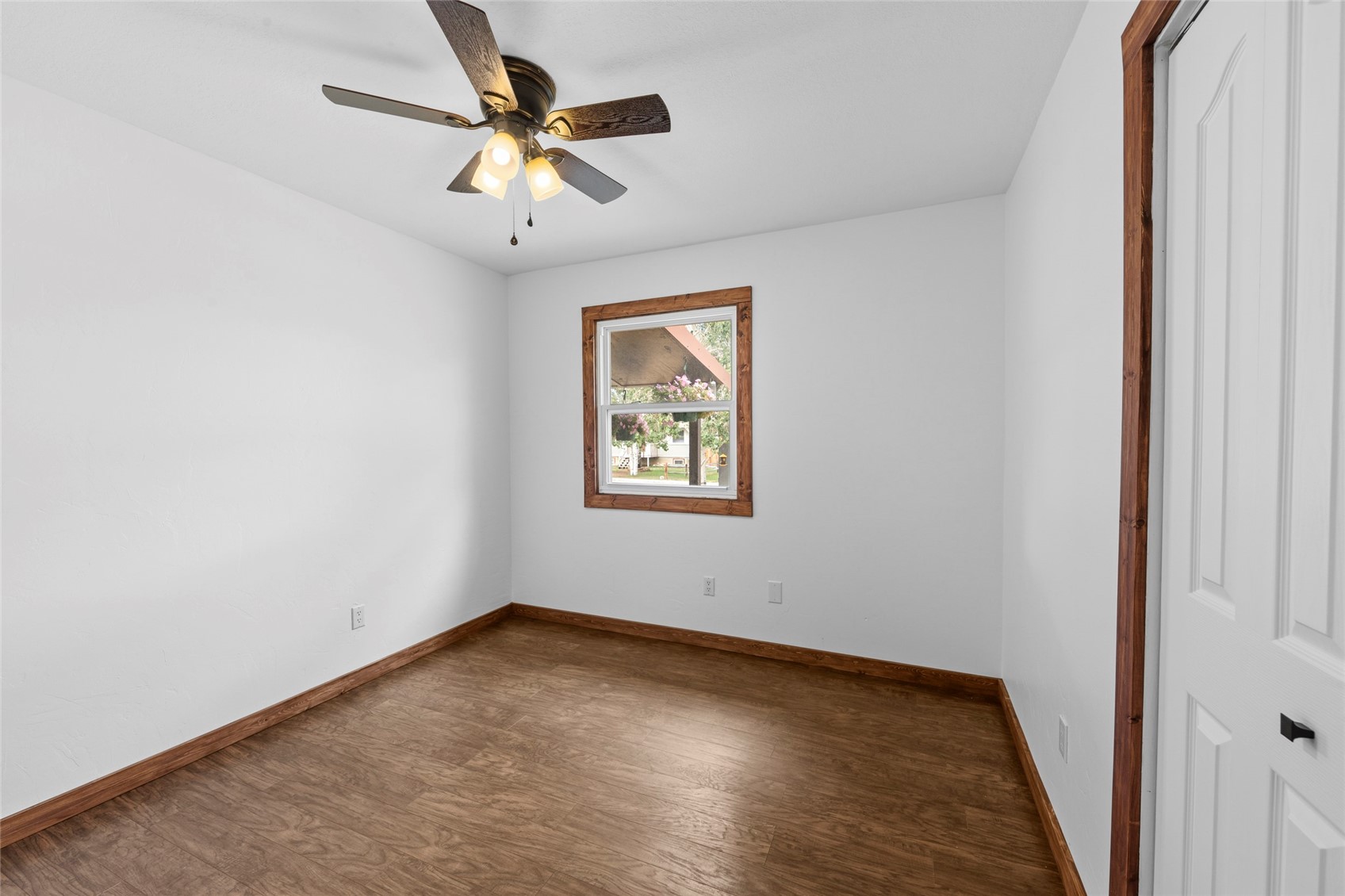 312 19th Property Photo 19