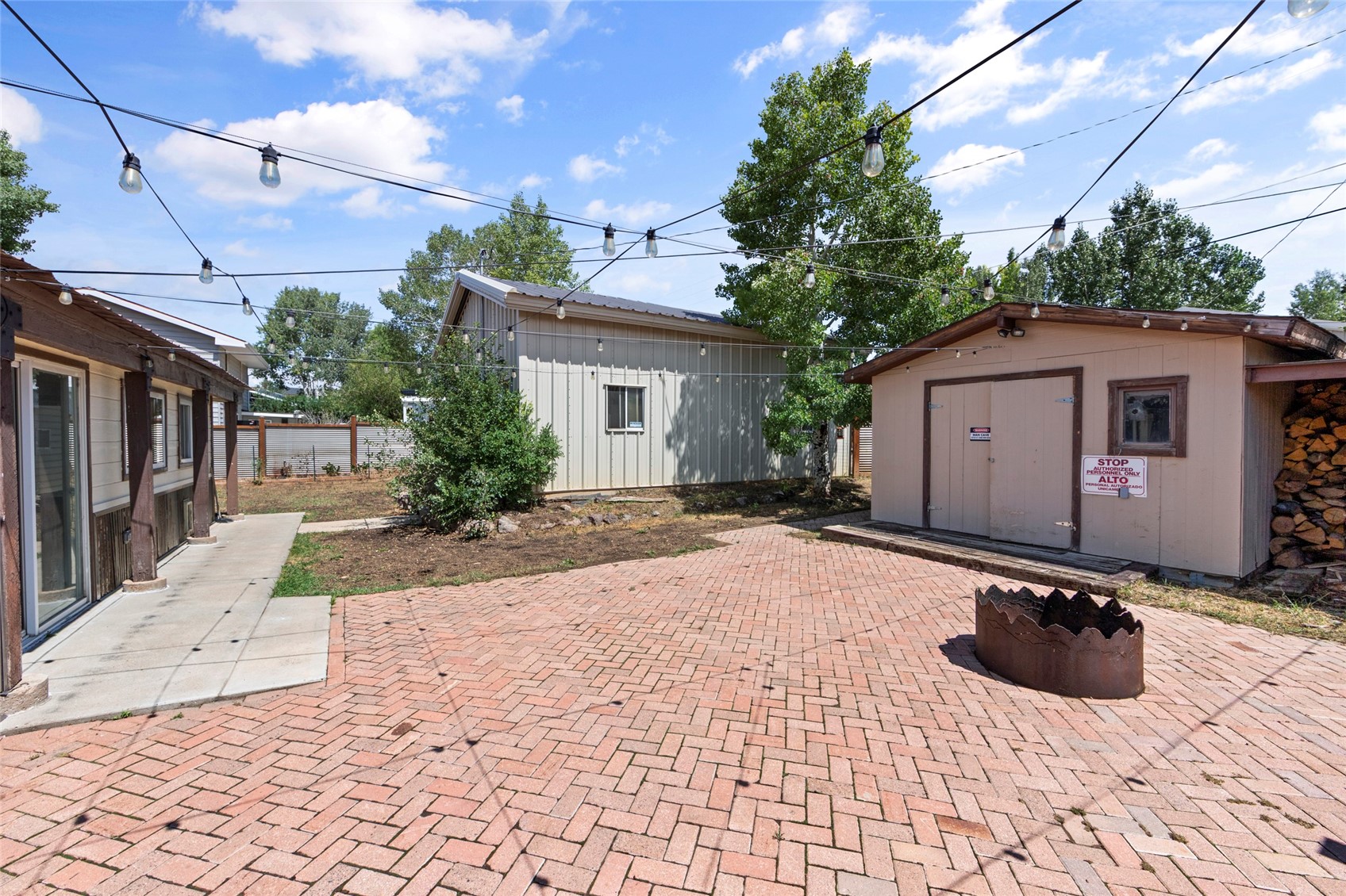 312 19th Property Photo 38