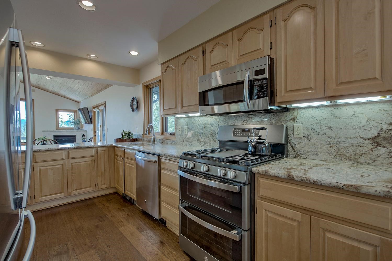 102 Thimbleberry Way Property Photo 11