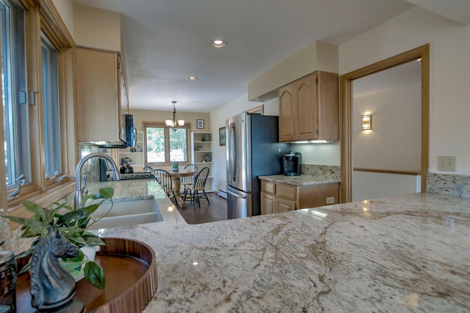 102 Thimbleberry Way Property Photo 12