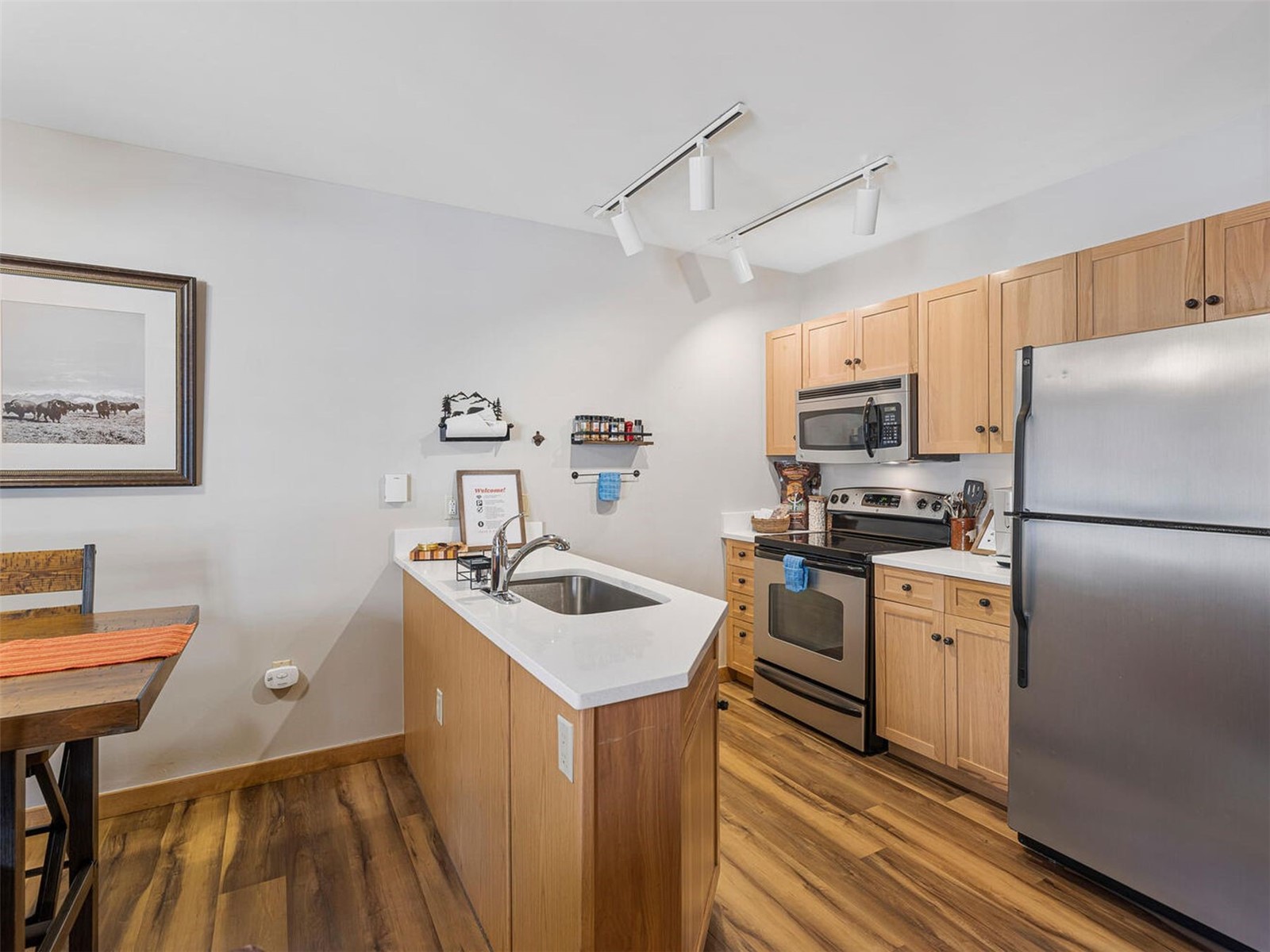 100 Dercum Square 8337 Property Photo 2