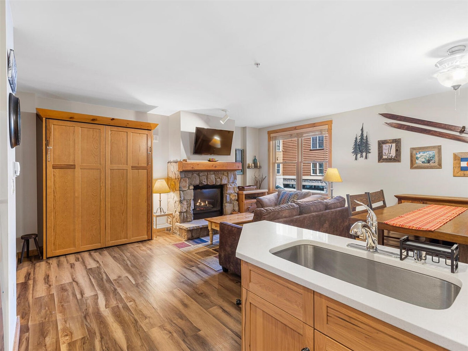 100 Dercum Square 8337 Property Photo 6