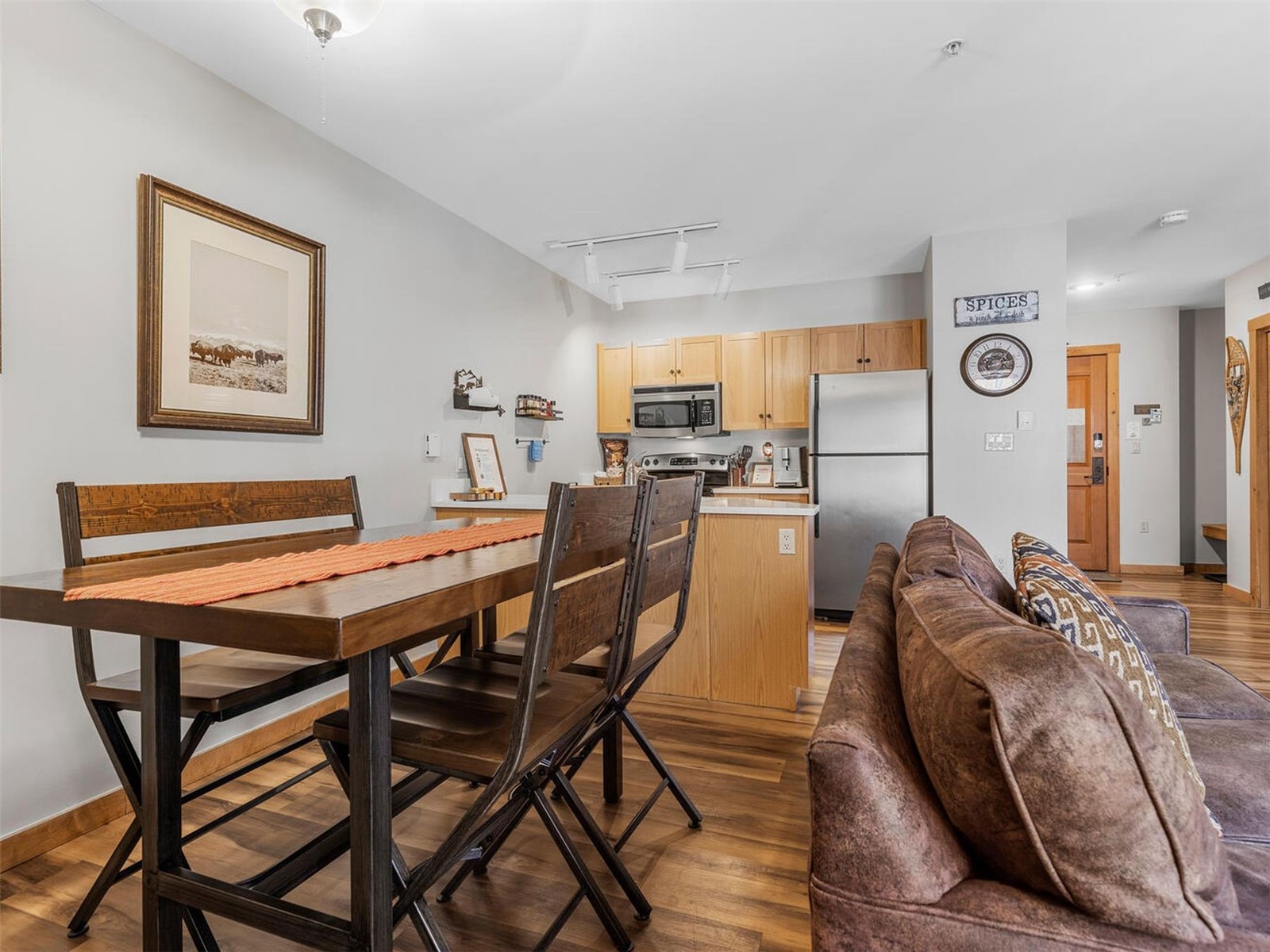100 Dercum Square 8337 Property Photo 15