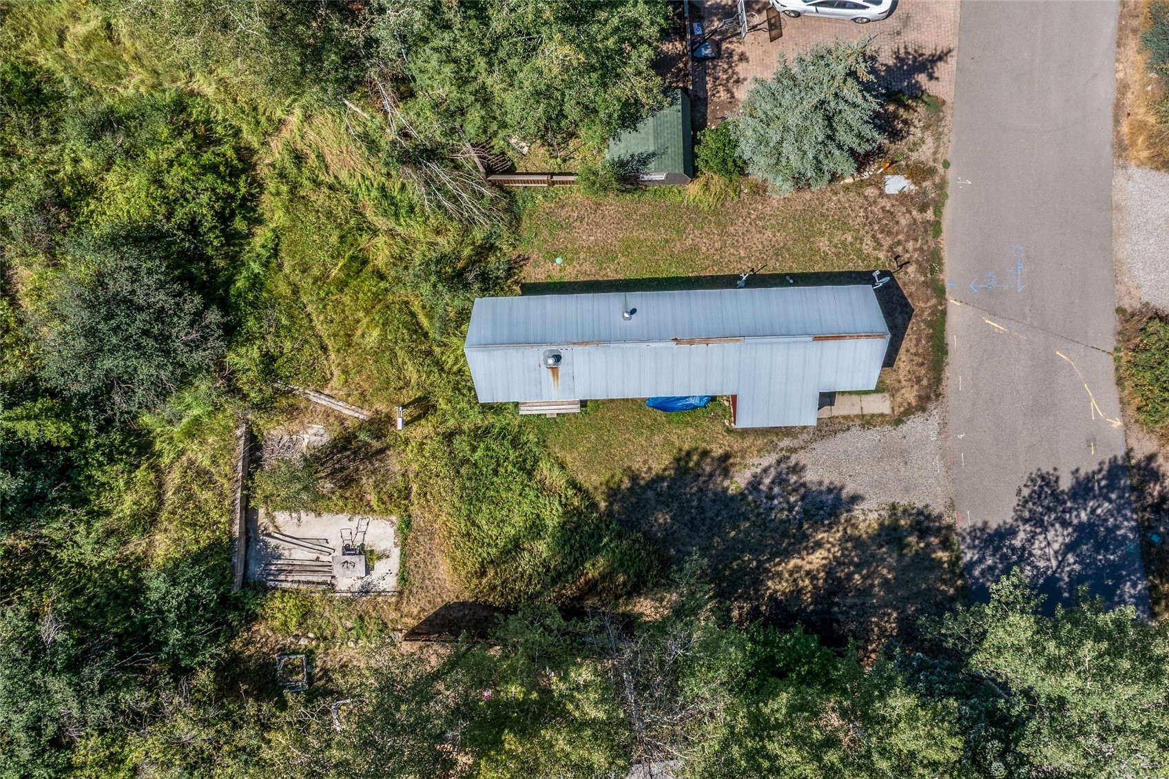 5 E Spruce Street Property Photo 4