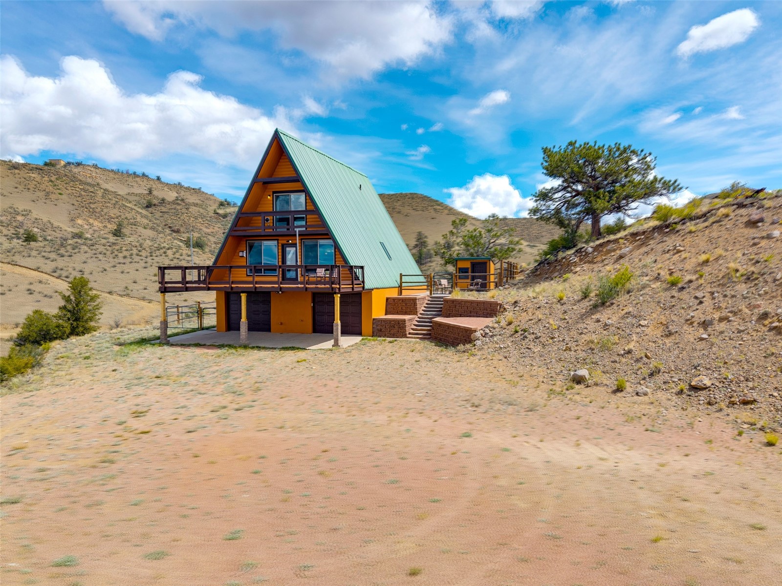 2554 Clear Creek Rd Property Photo 1