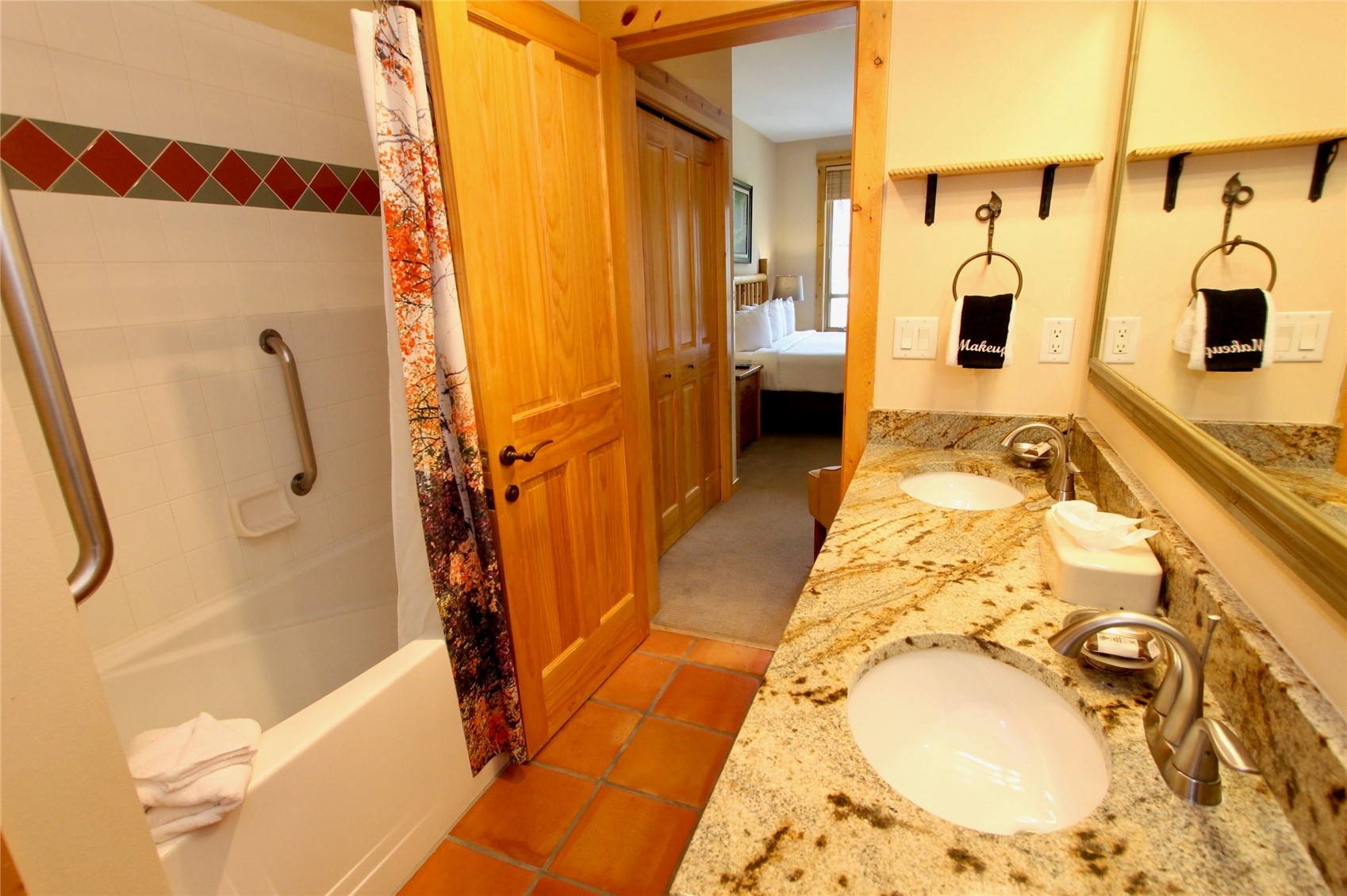 172 Copper Circle 406 Property Photo 17