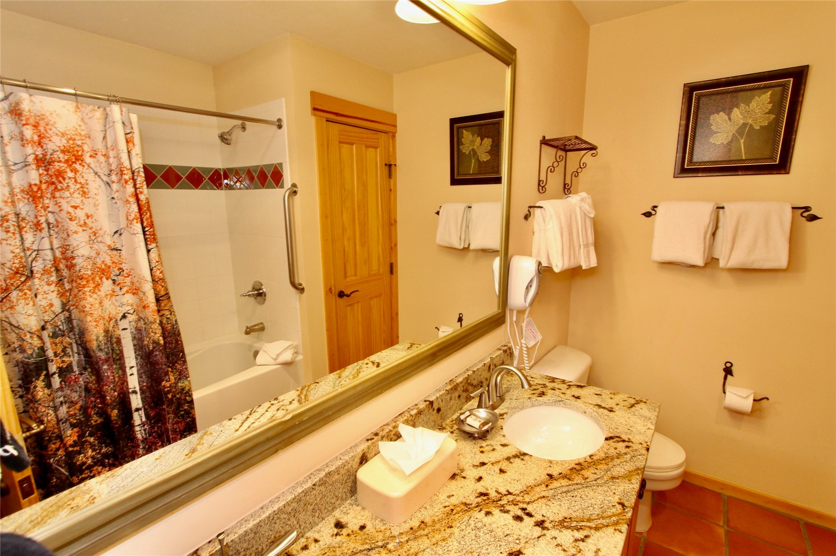 172 Copper Circle 406 Property Photo 18