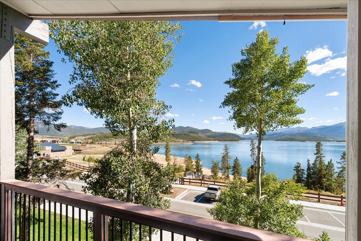 244 Lodgepole Street 33 Property Photo 3